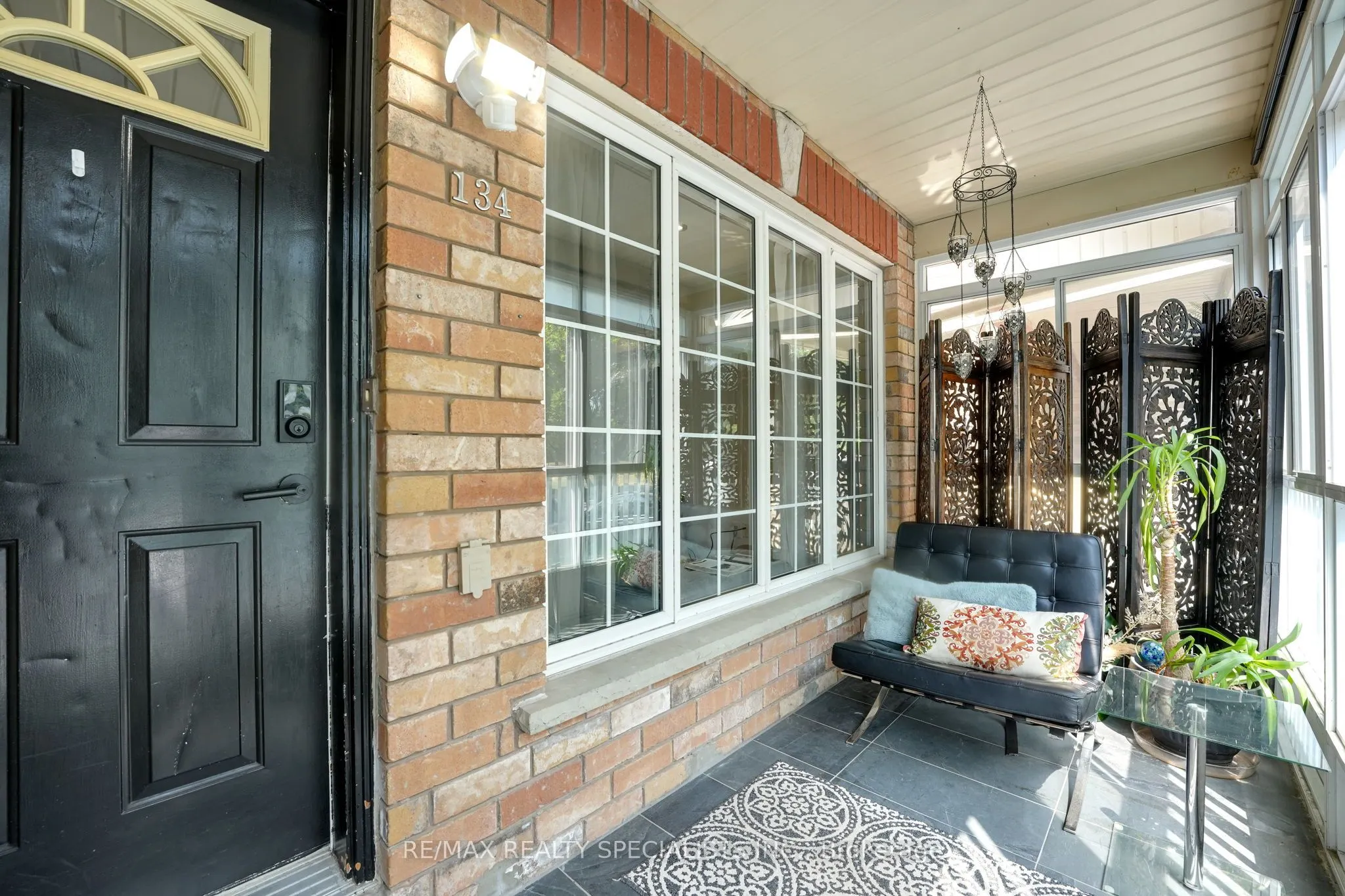 134 Rankin Crescent