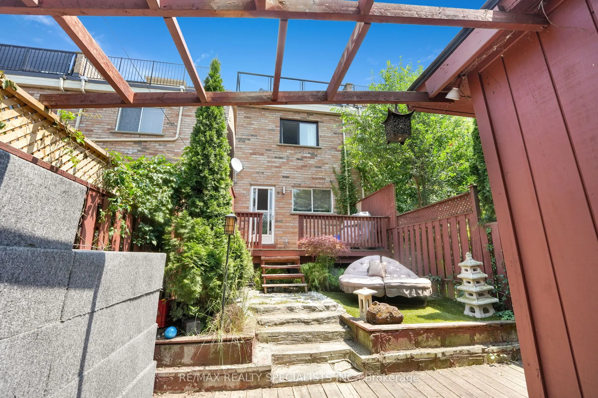 134 Rankin Crescent