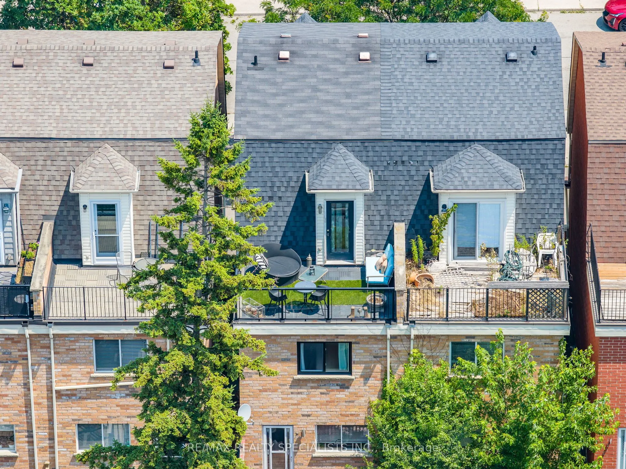 134 Rankin Crescent