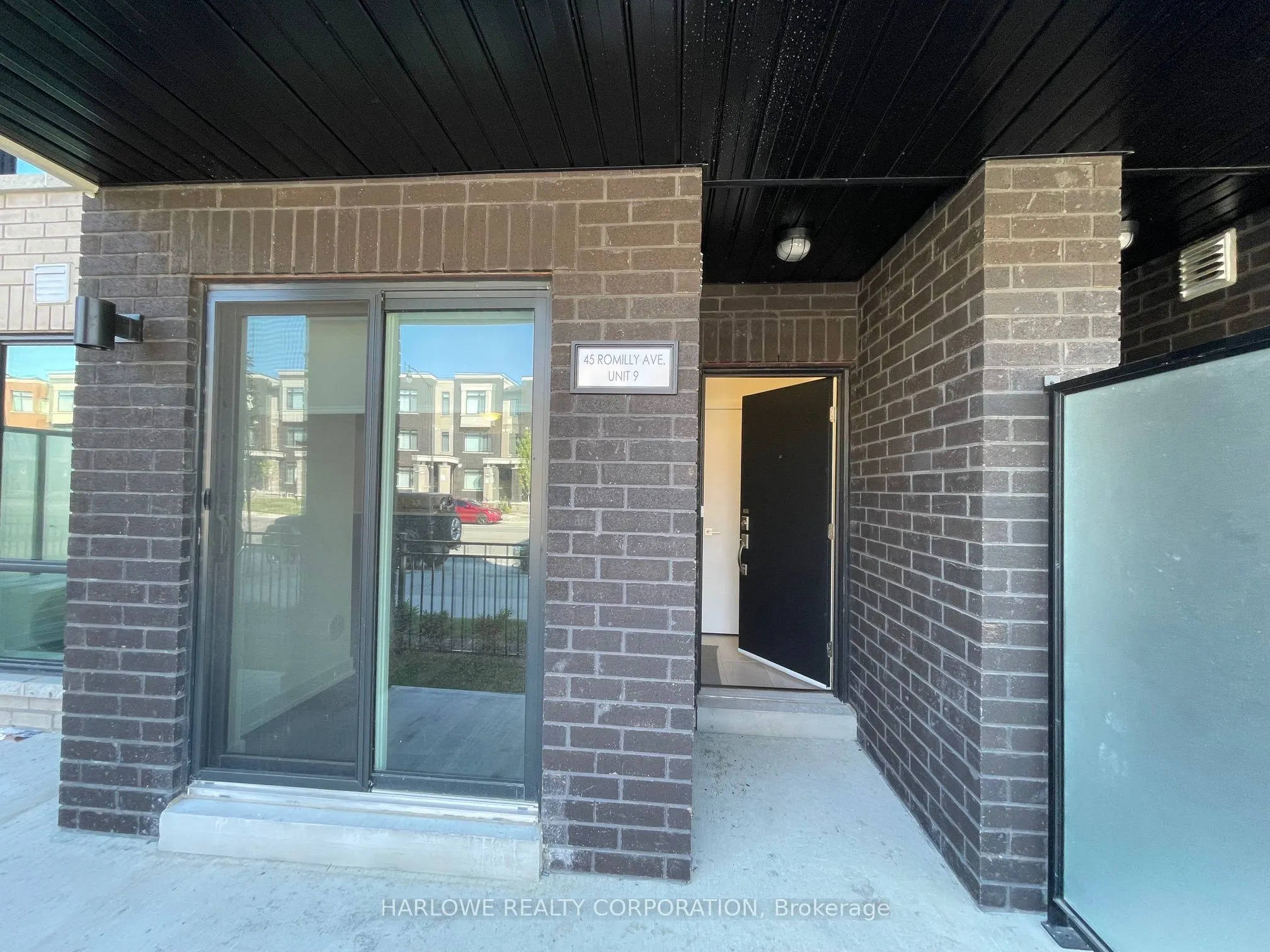 45 Romilly Avenue, #9