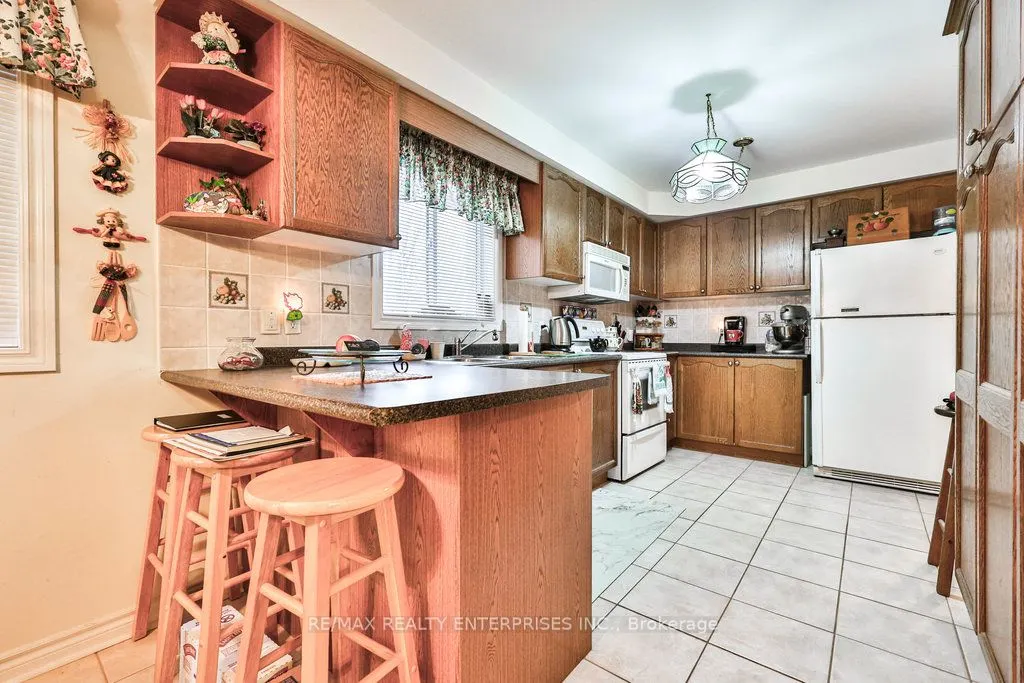 3 Jack Kenny Court