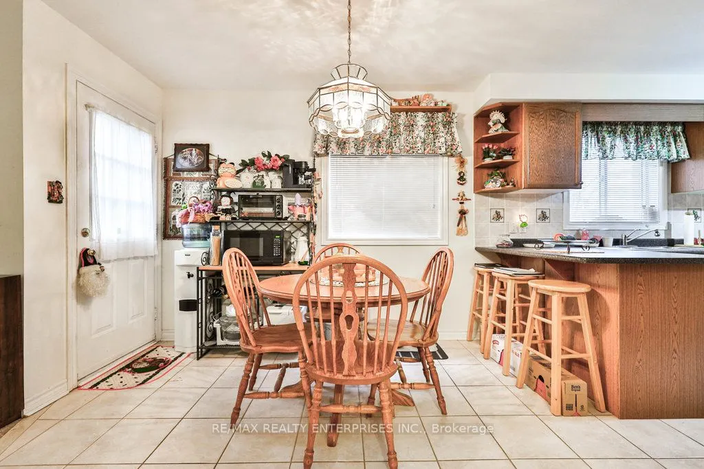 3 Jack Kenny Court