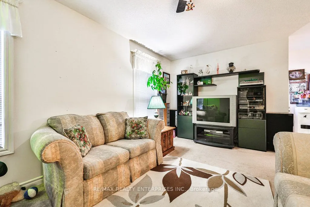 3 Jack Kenny Court