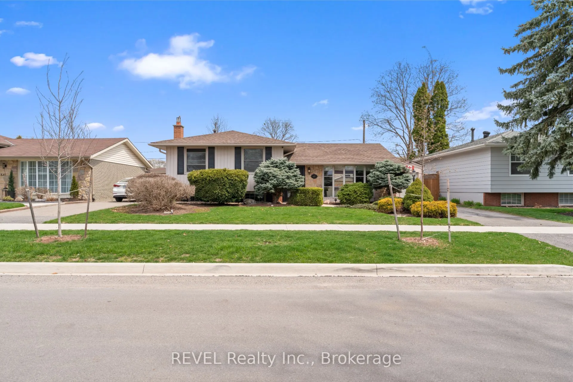 637 Thornwood Avenue