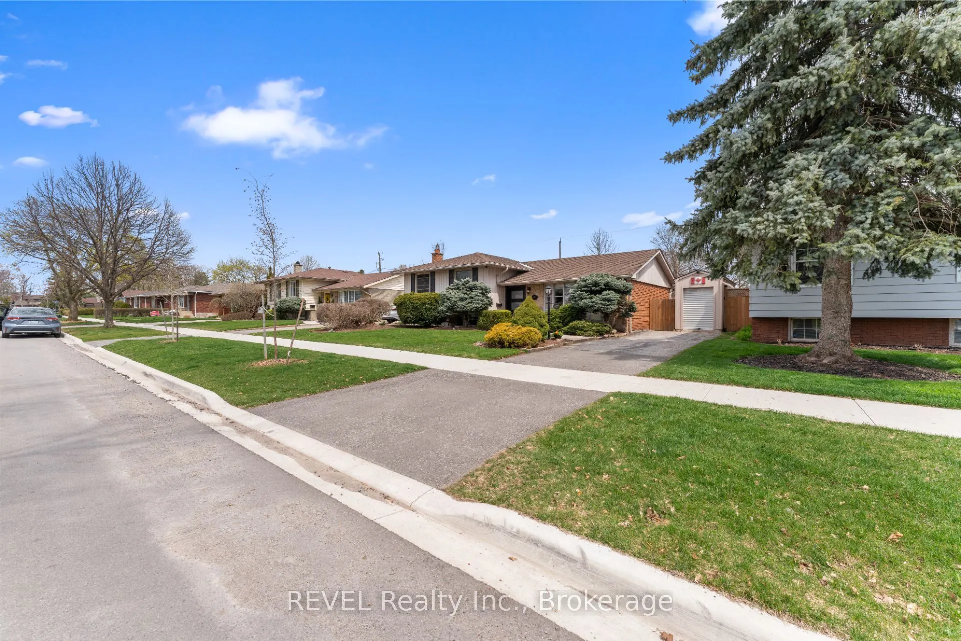 637 Thornwood Avenue