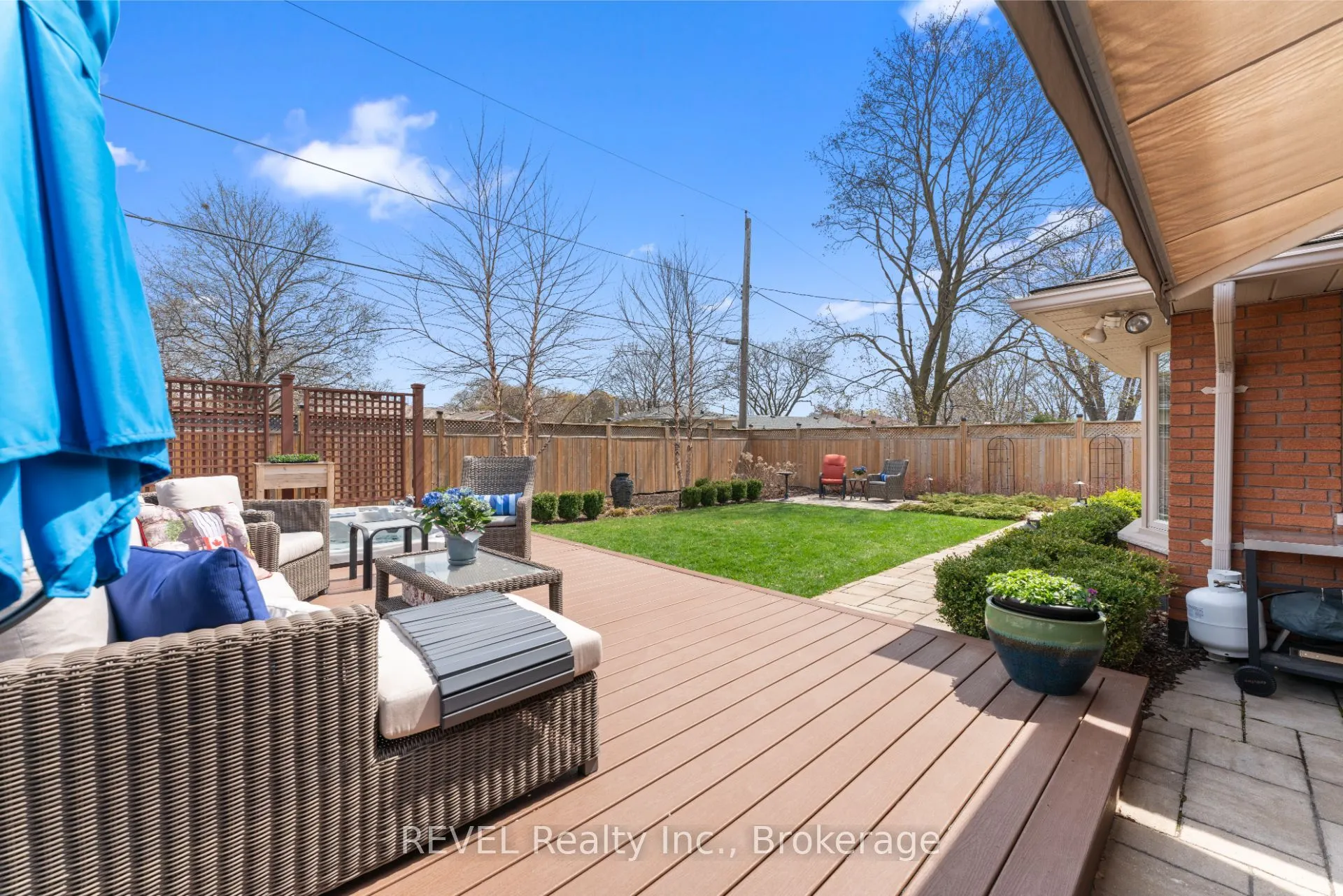 637 Thornwood Avenue