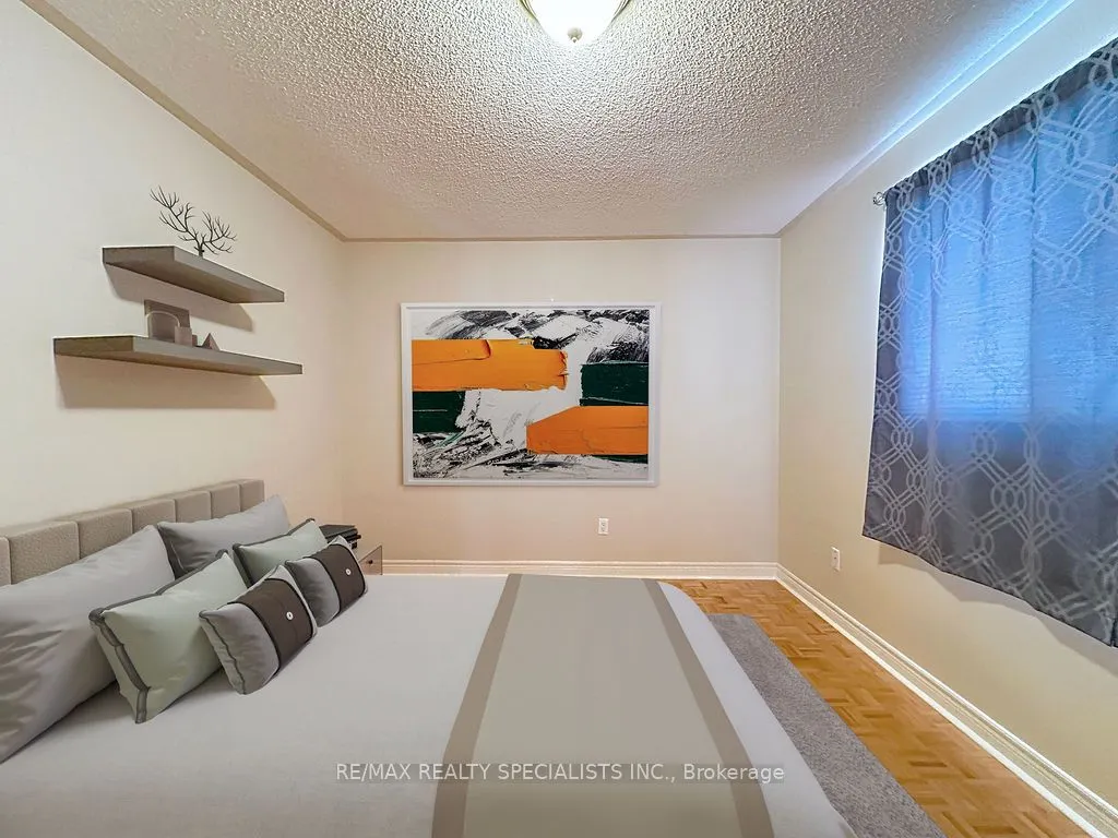 9 Siesta Court