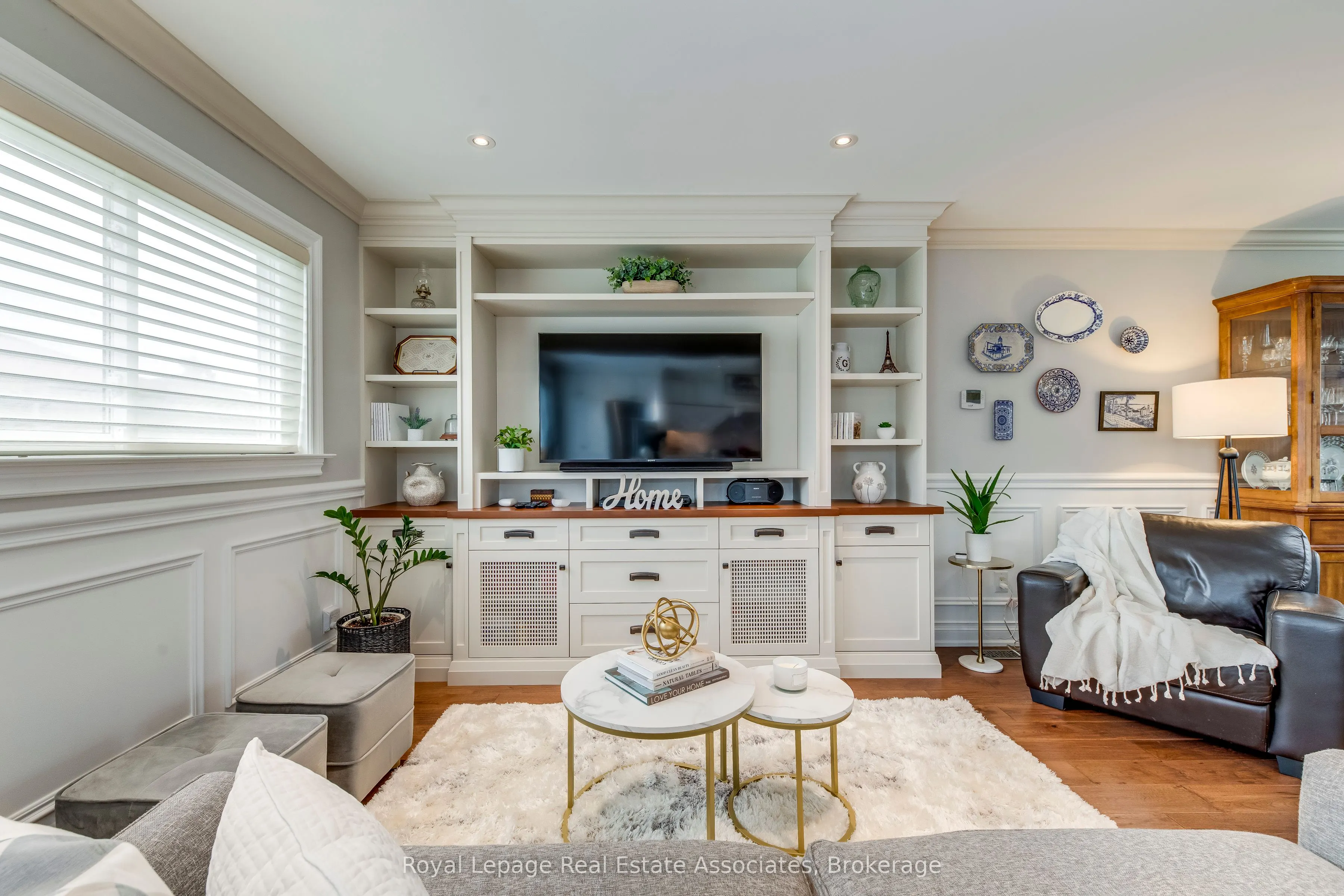 516 Ravenstone Court