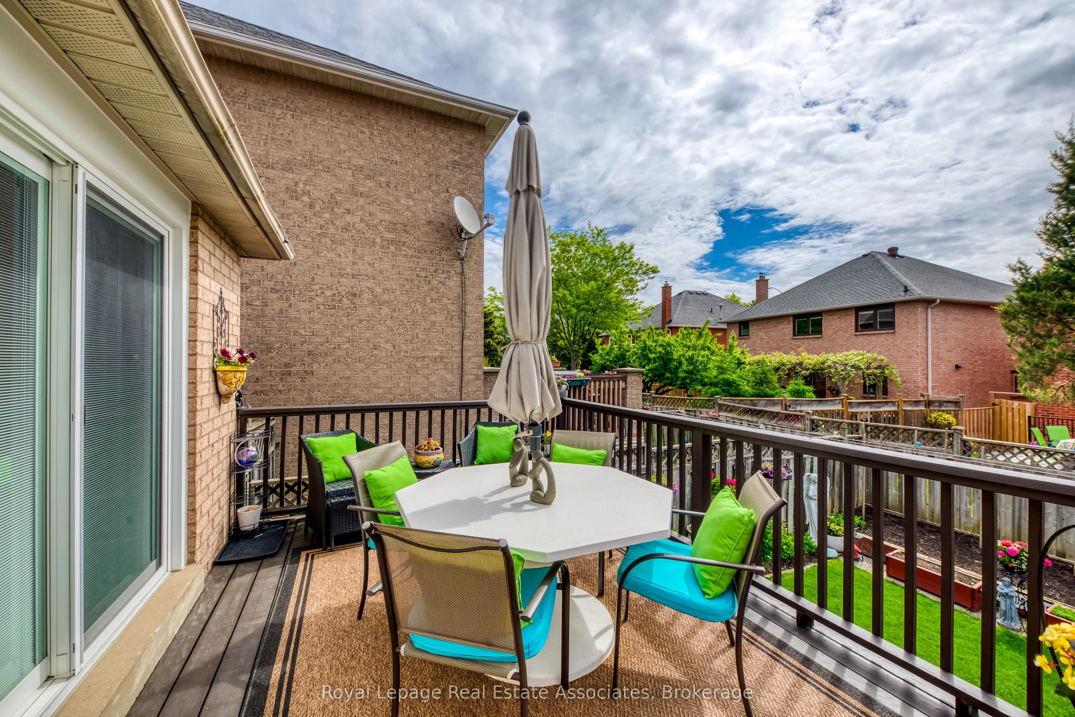 516 Ravenstone Court