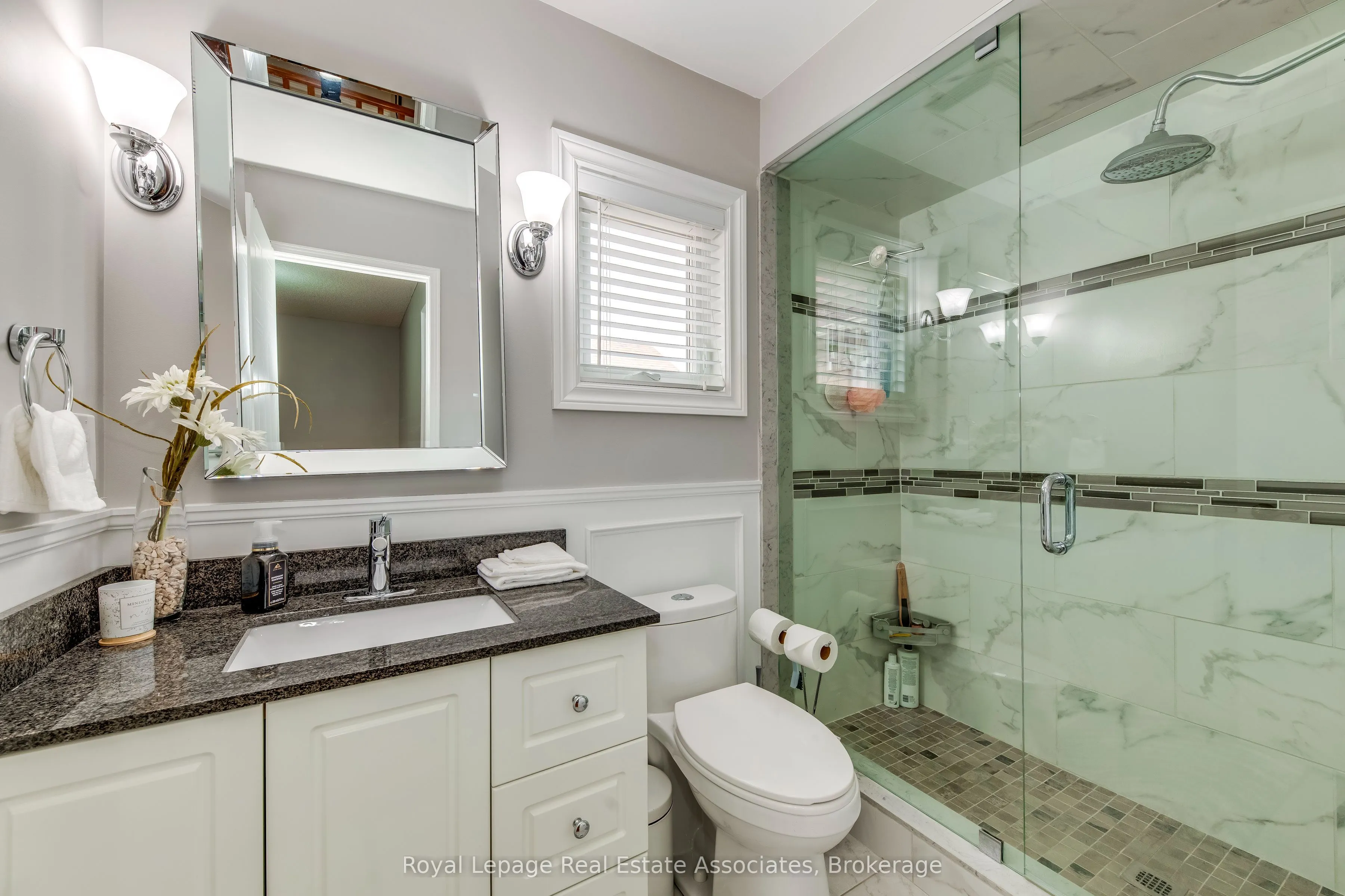 516 Ravenstone Court