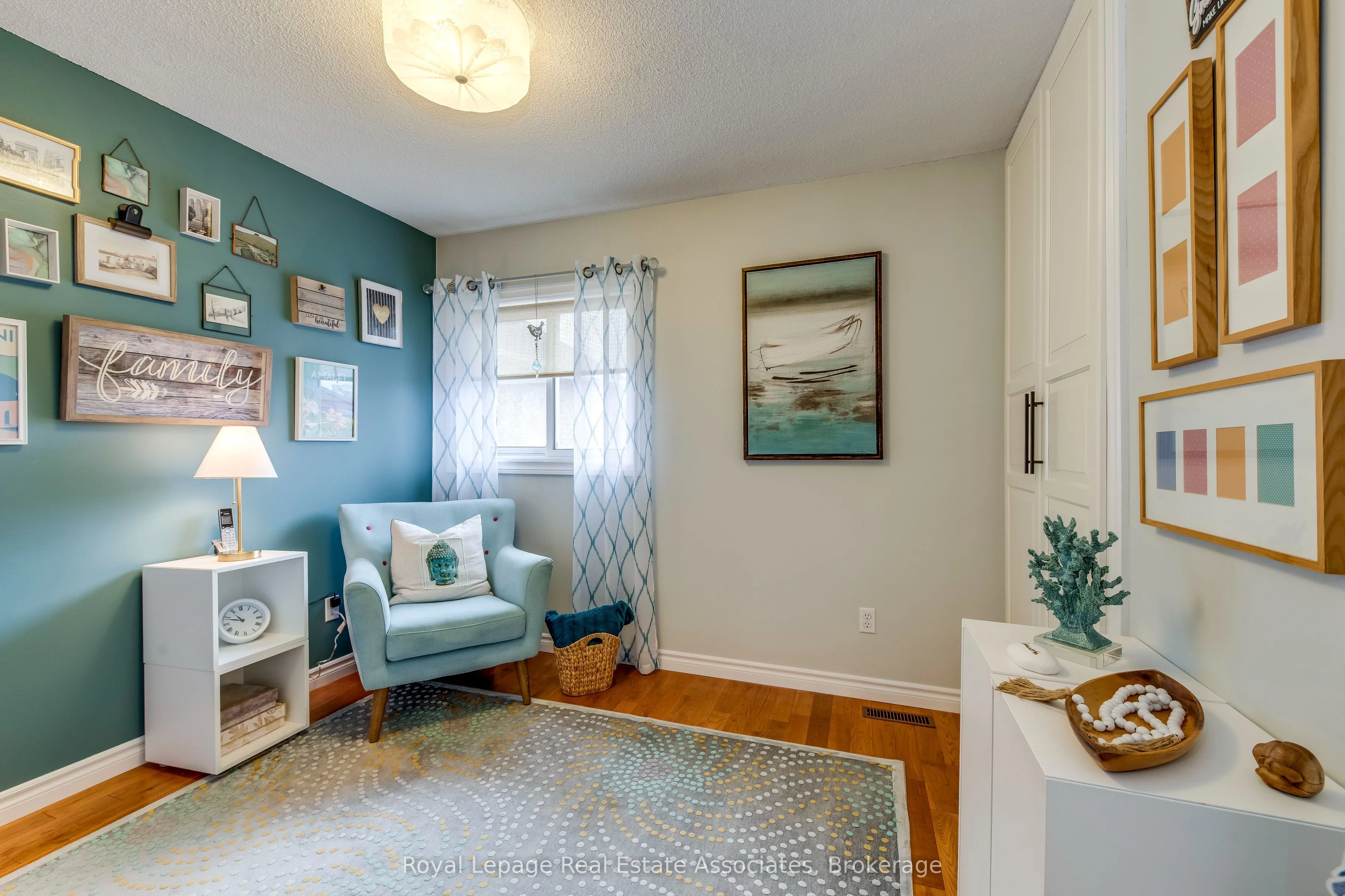 516 Ravenstone Court