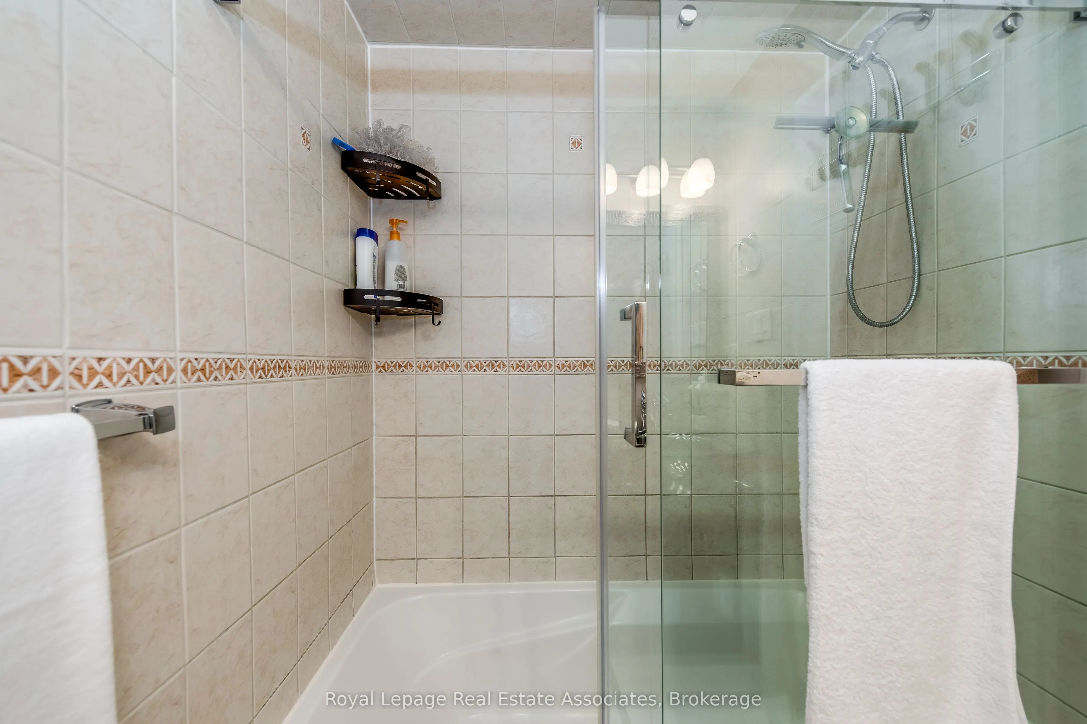 516 Ravenstone Court