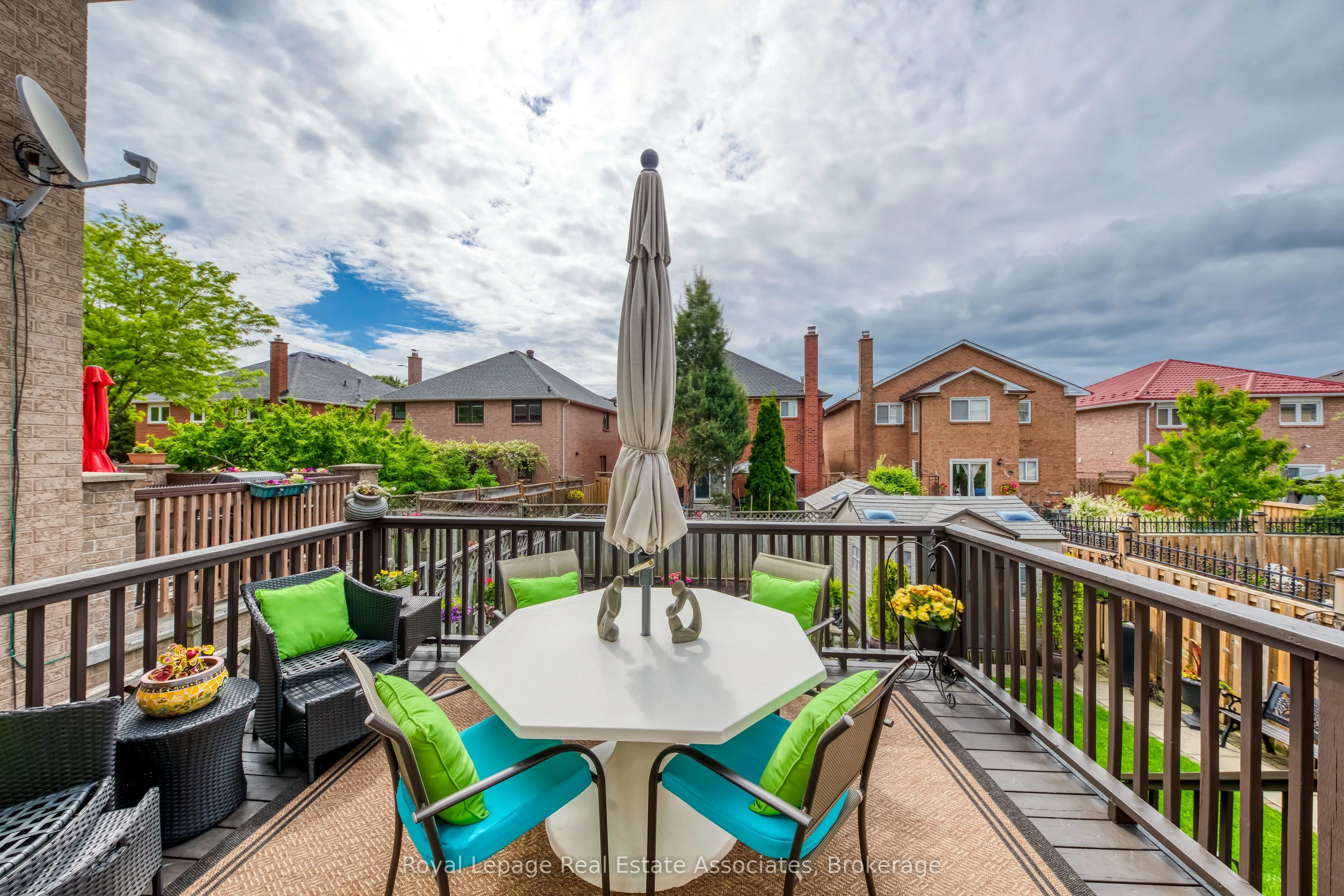 516 Ravenstone Court