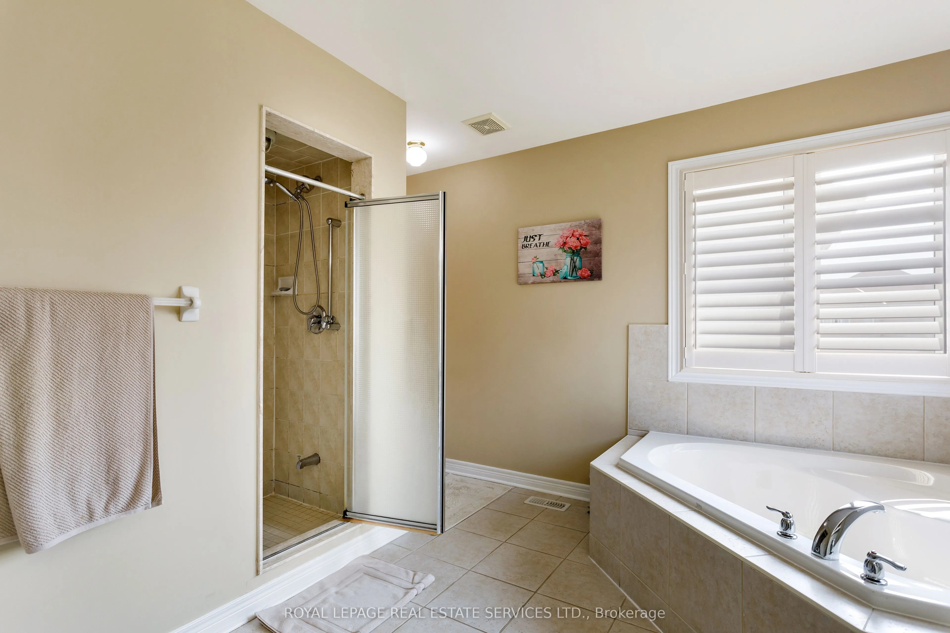 3137 Countess Crescent