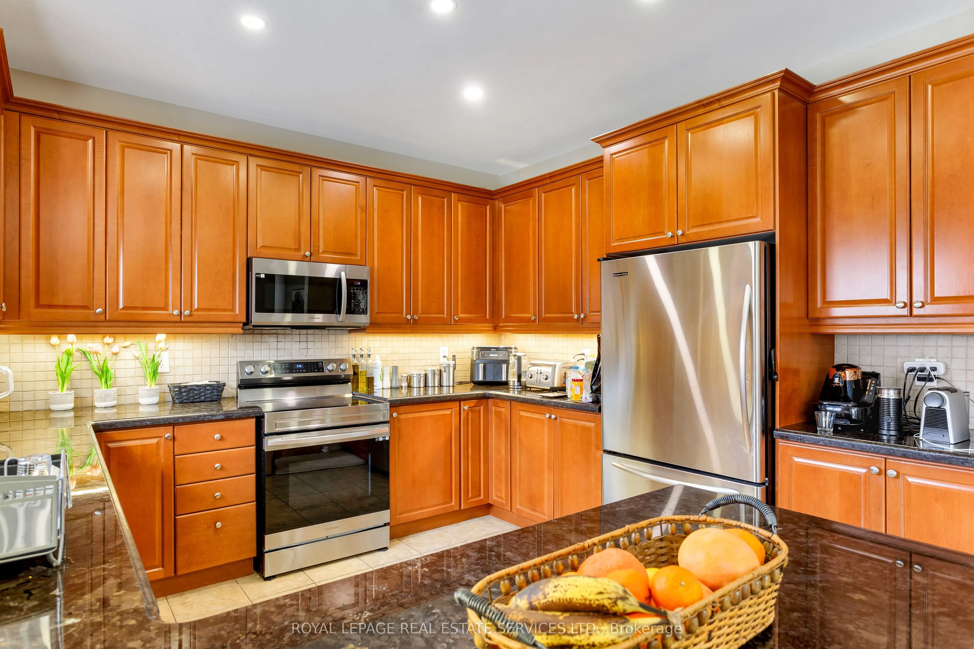 3137 Countess Crescent