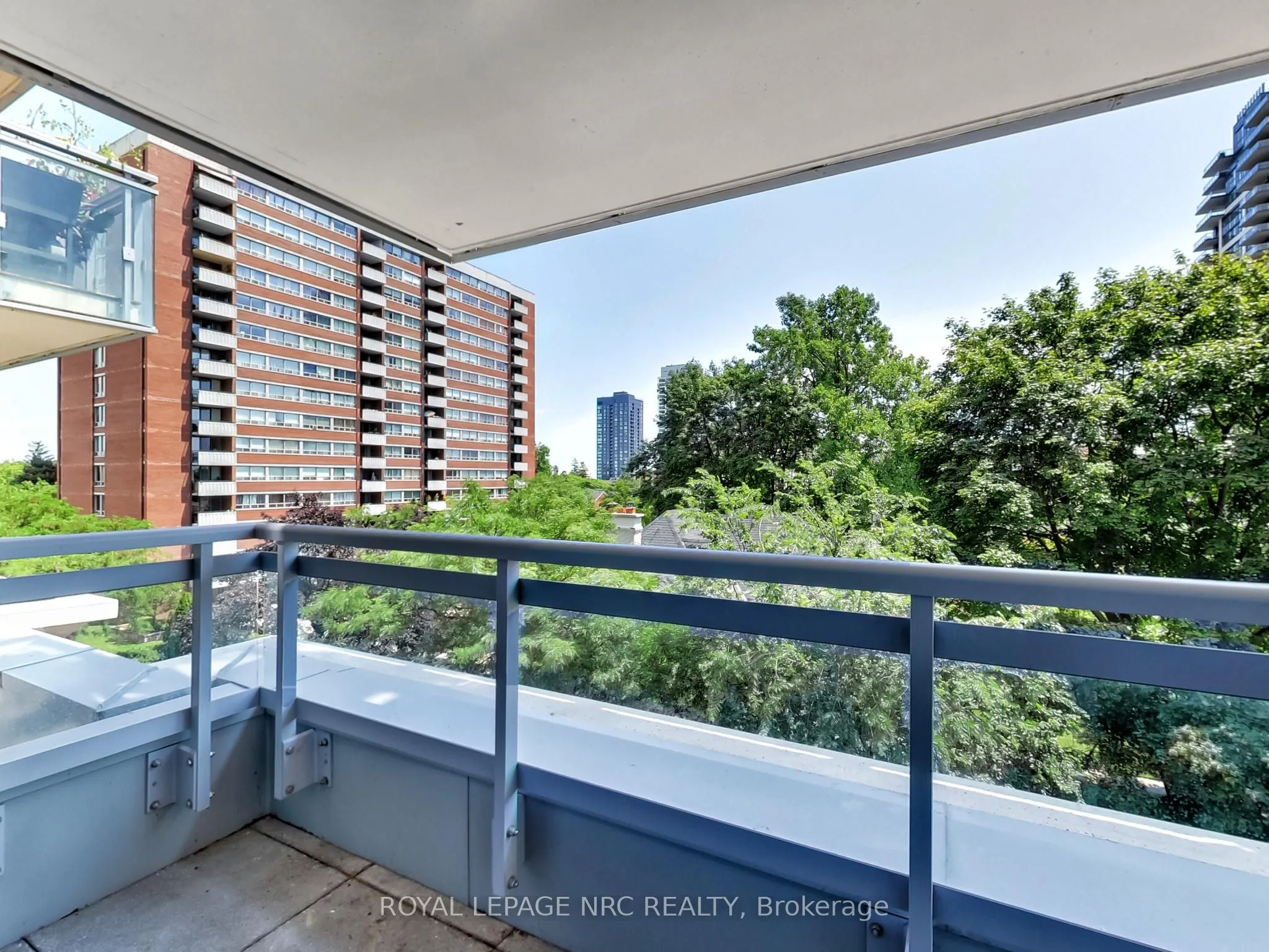 2025 Maria Street, #405