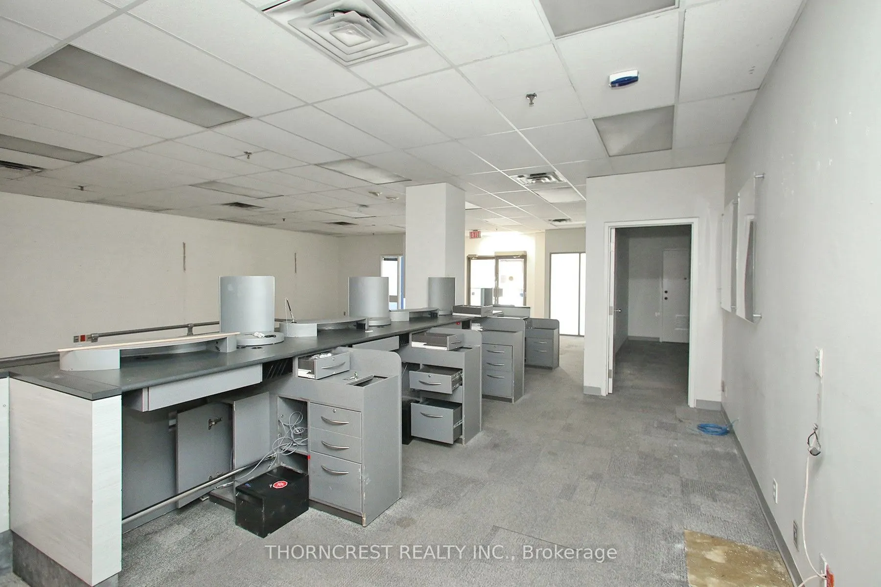 1709 Bloor Street W