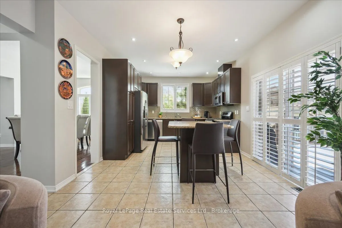 4737 Deforest Crescent