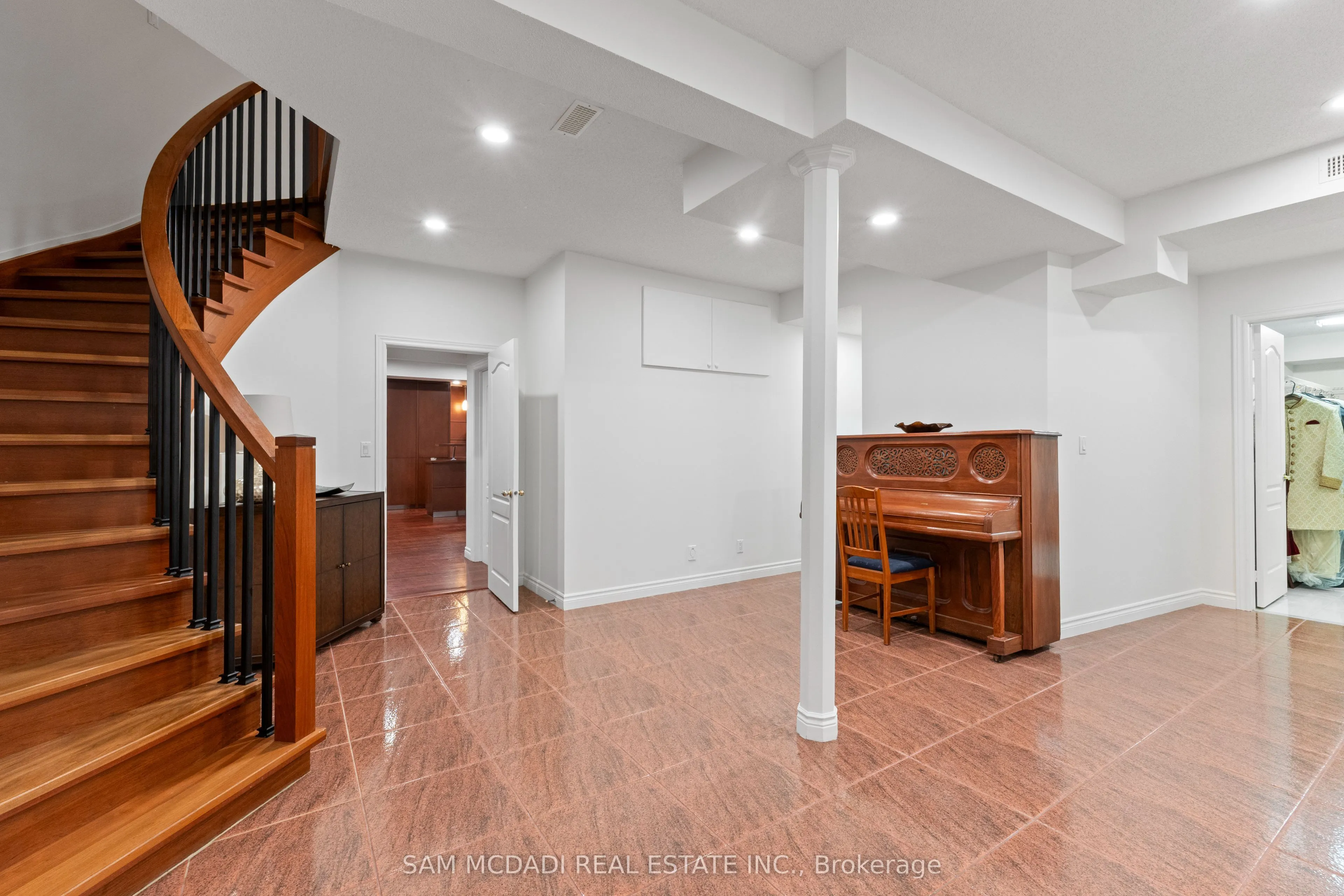 5270 Tiffany Court
