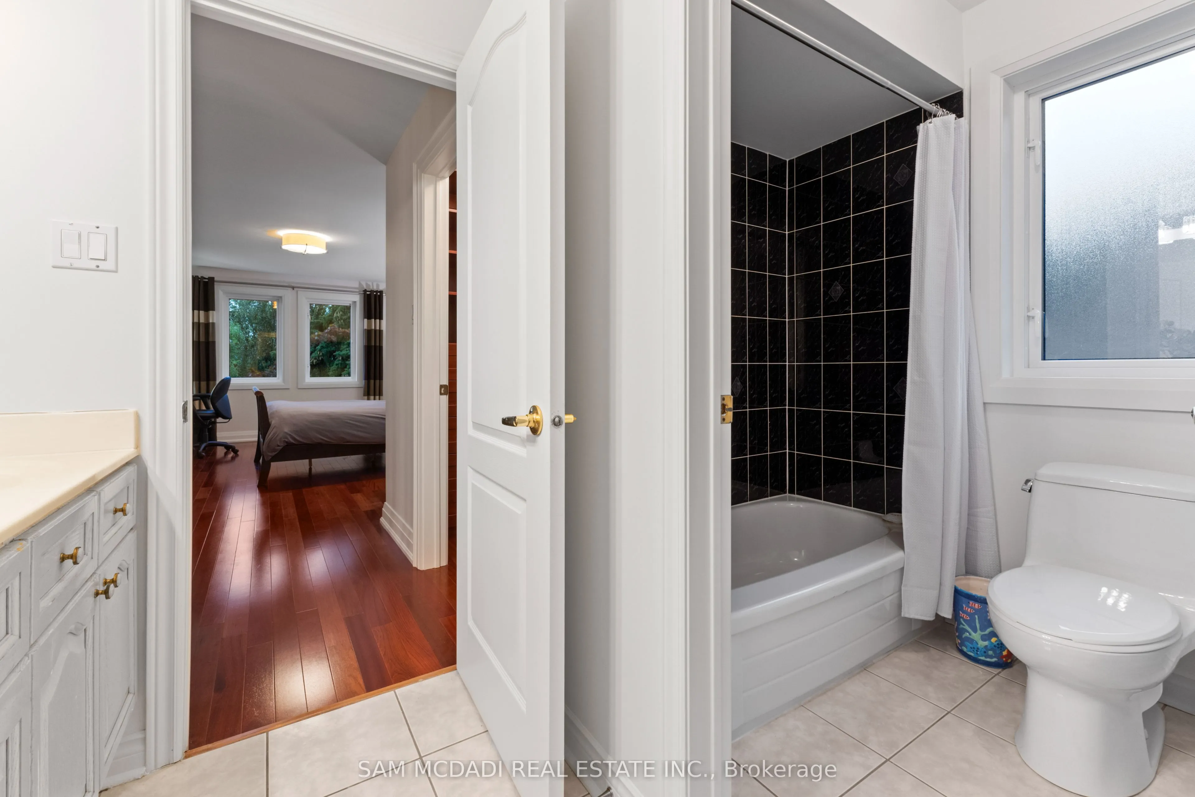 5270 Tiffany Court