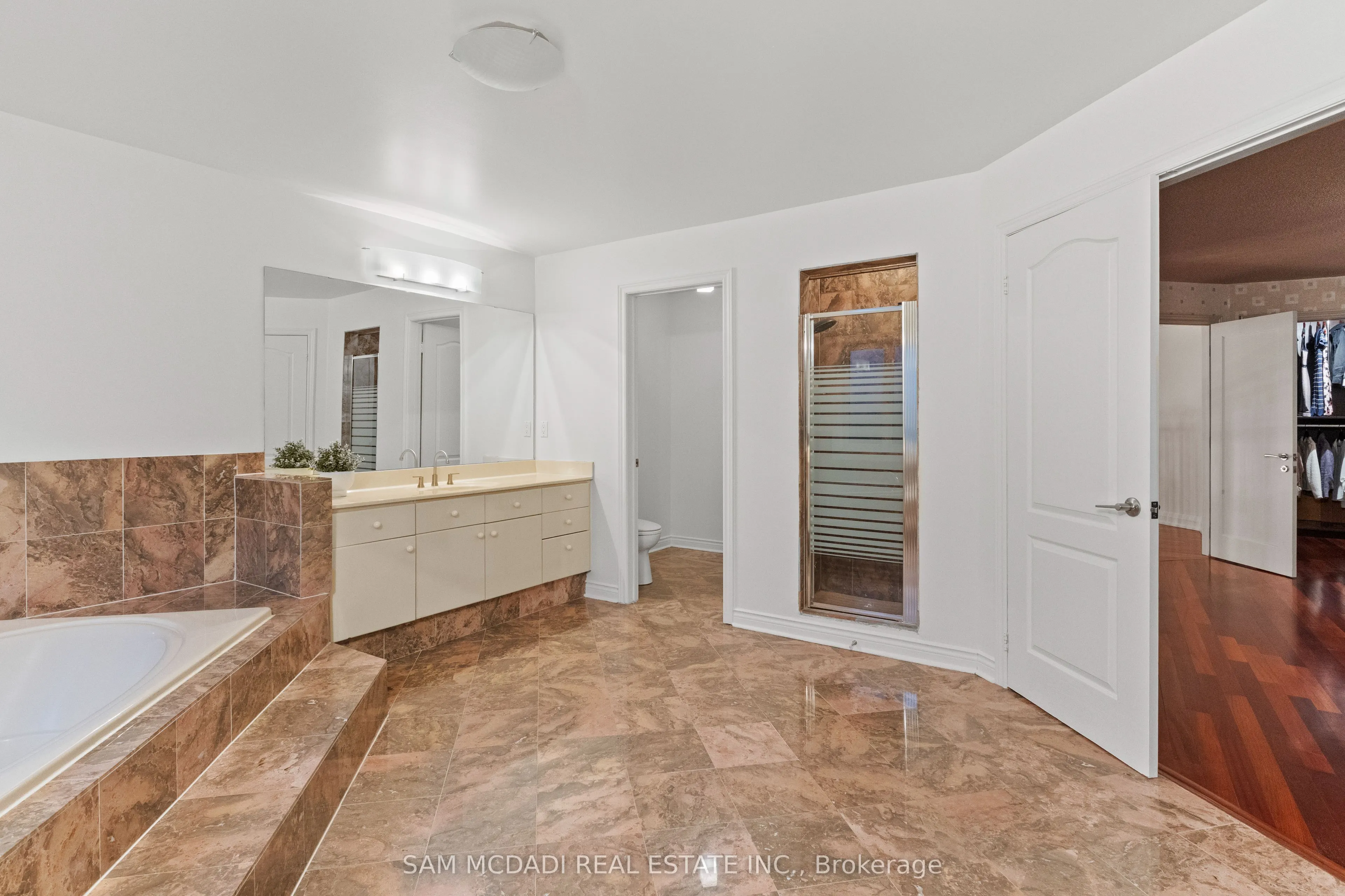 5270 Tiffany Court