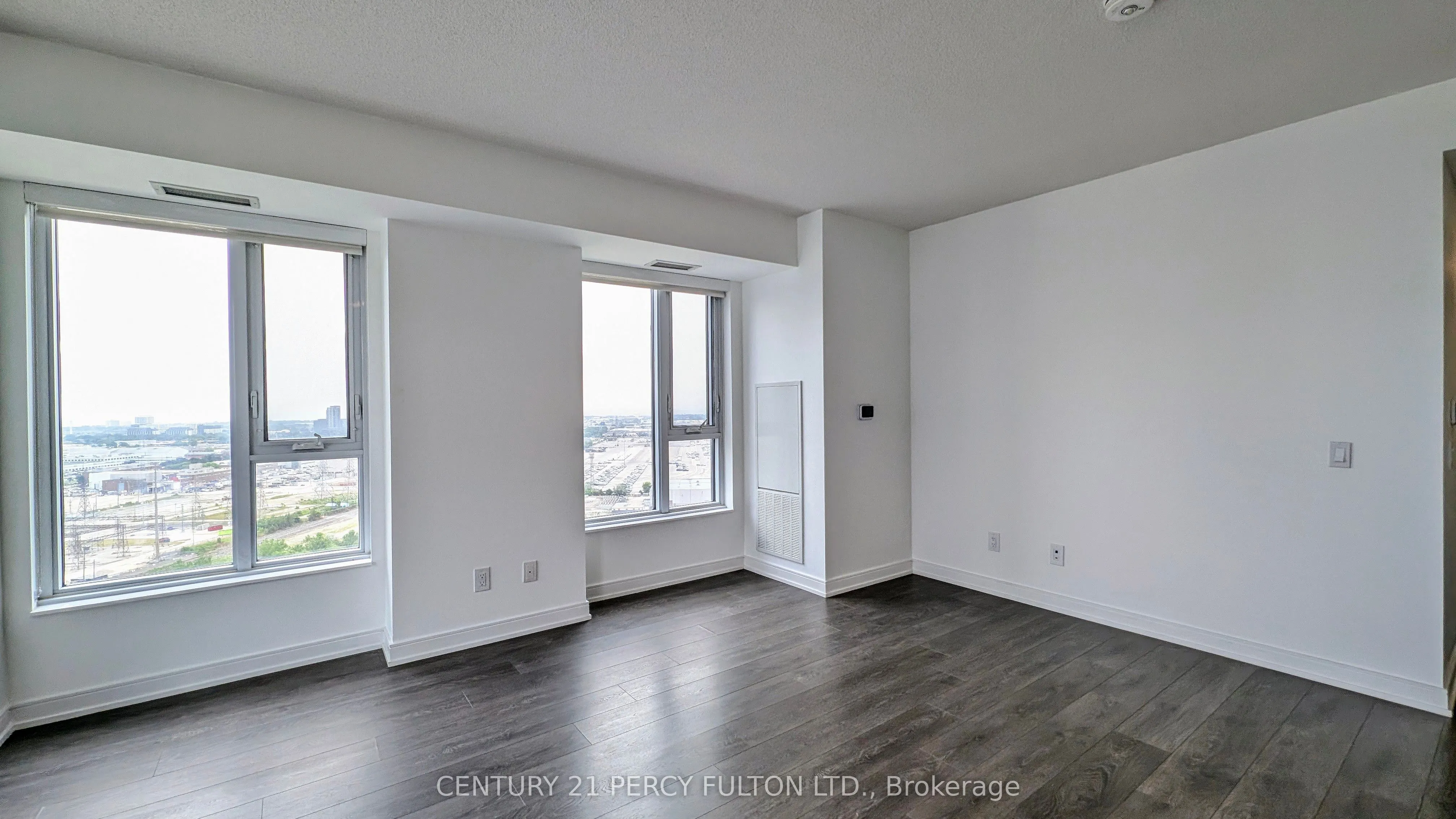 30 Samuel Wood Way, #1908
