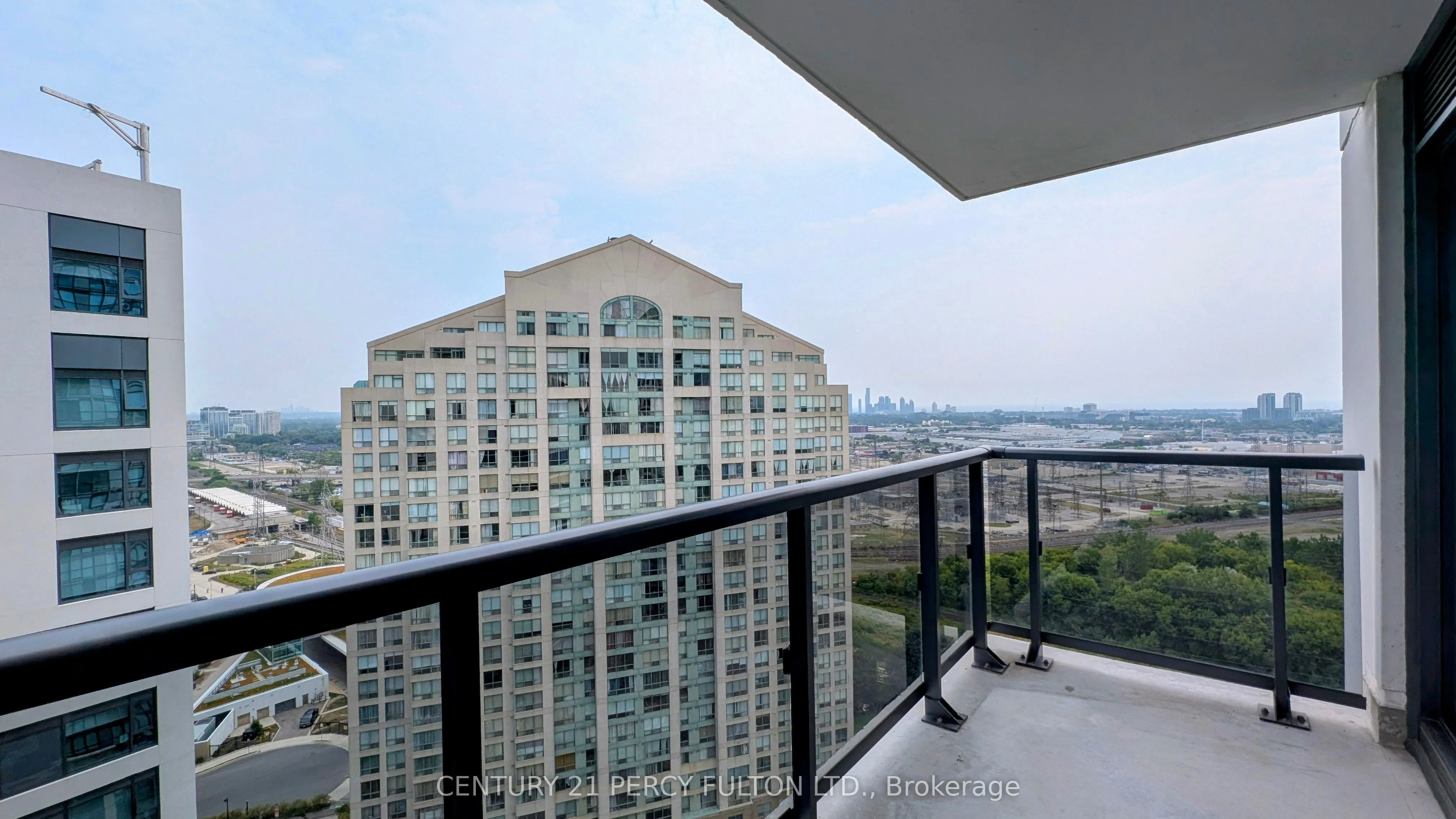 30 Samuel Wood Way, #1908