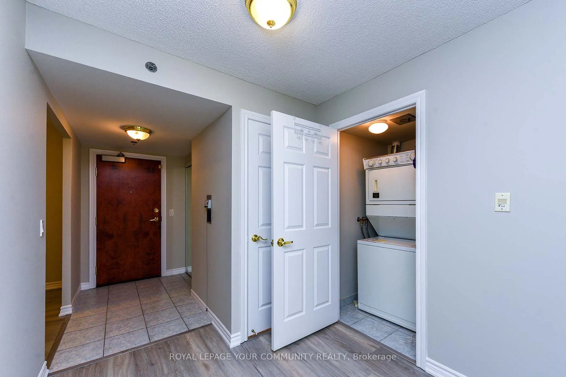 100 Burloak Drive, #1208