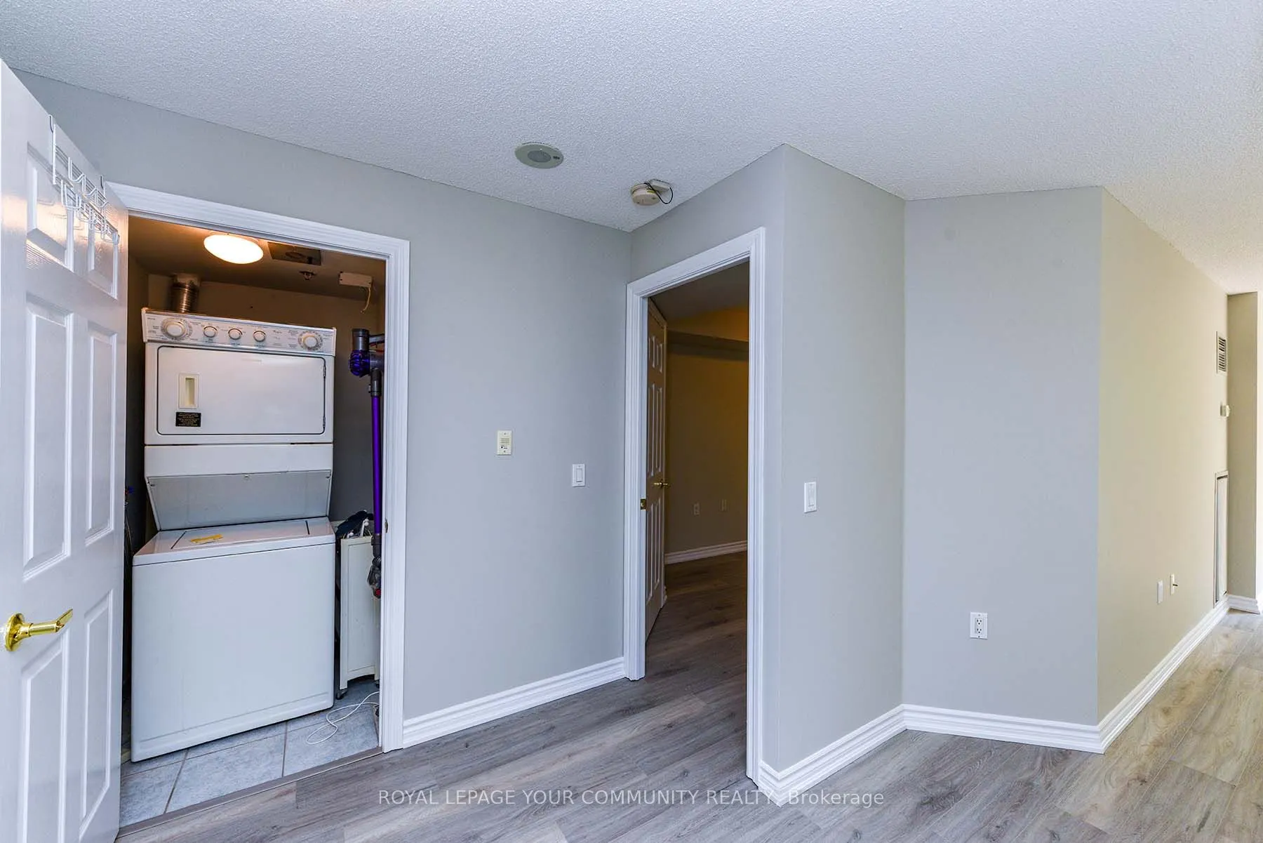 100 Burloak Drive, #1208