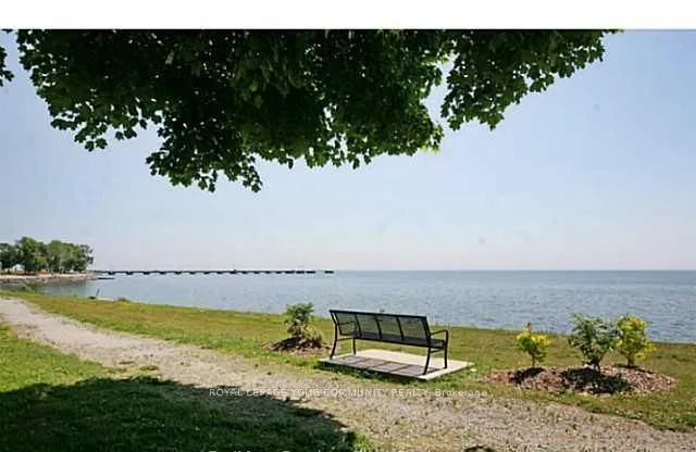 100 Burloak Drive, #1208