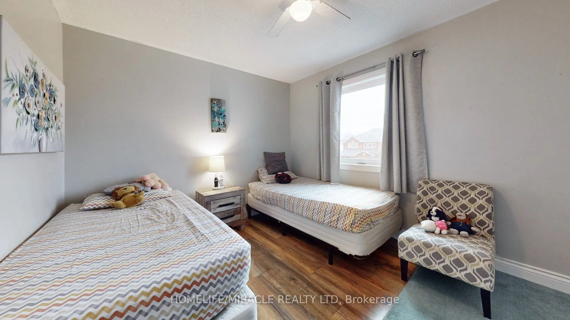 126 Mowat Crescent