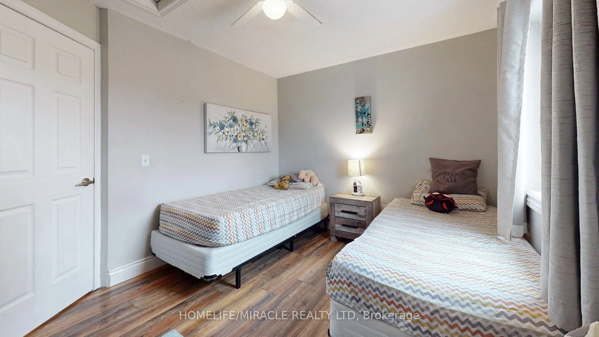 126 Mowat Crescent