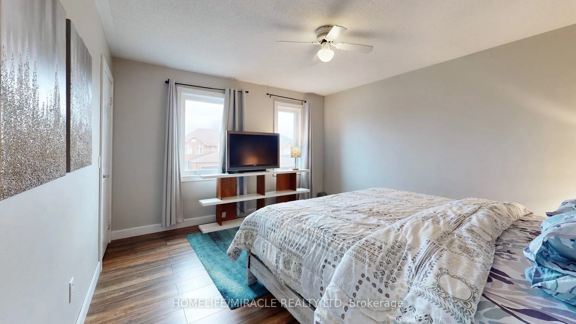 126 Mowat Crescent