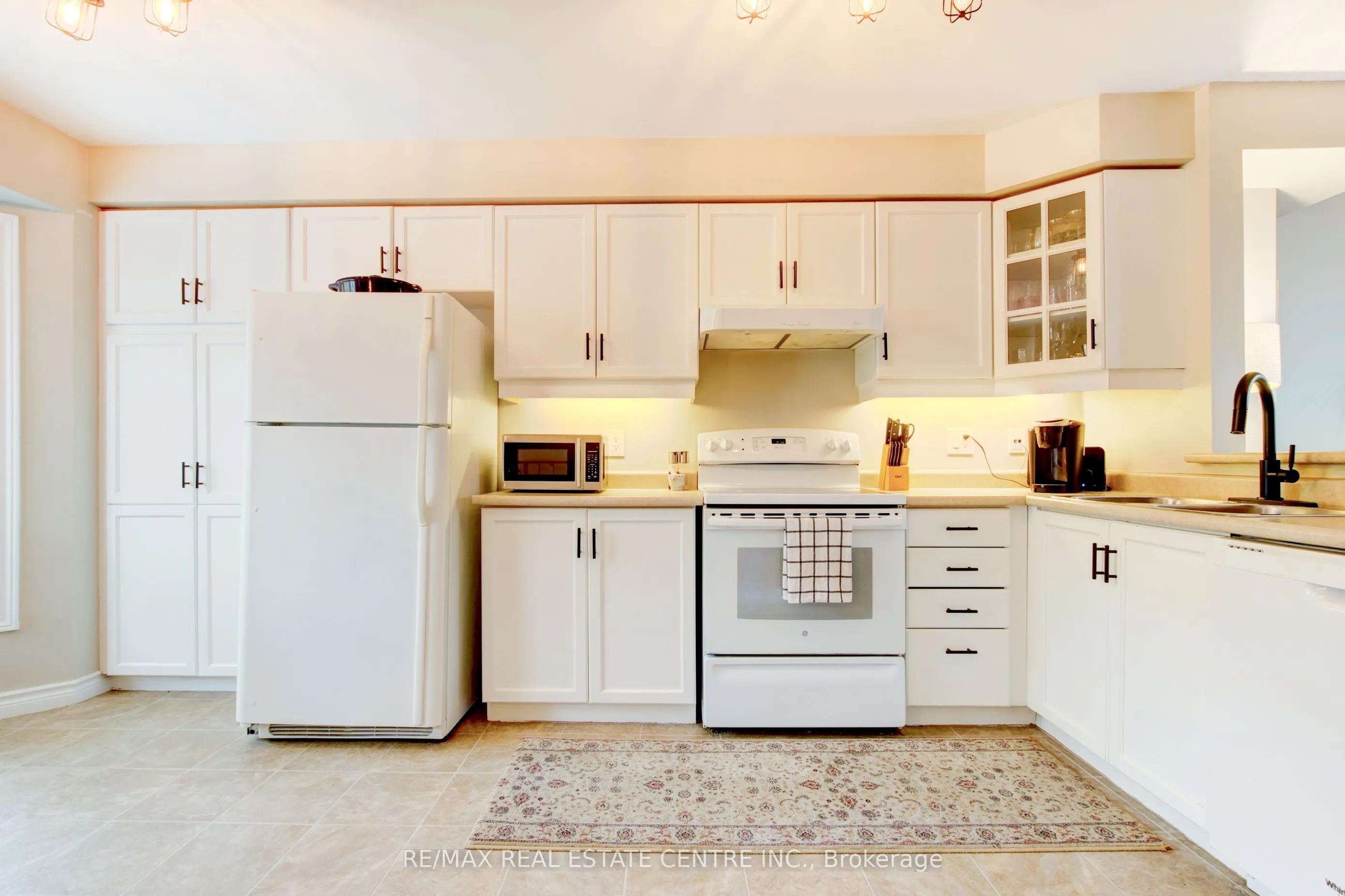 3480 Upper Middle Road, #82