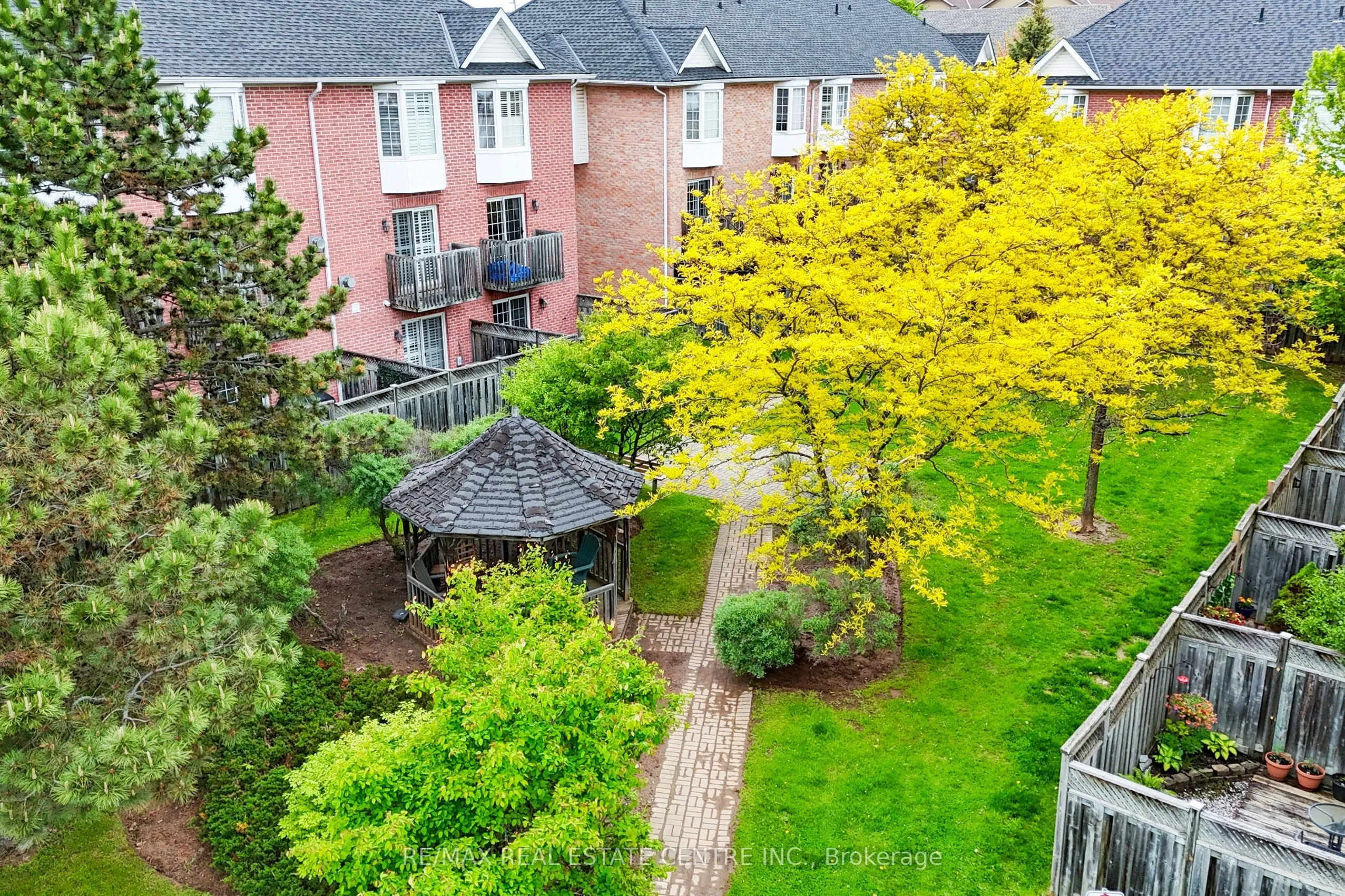 3480 Upper Middle Road, #82