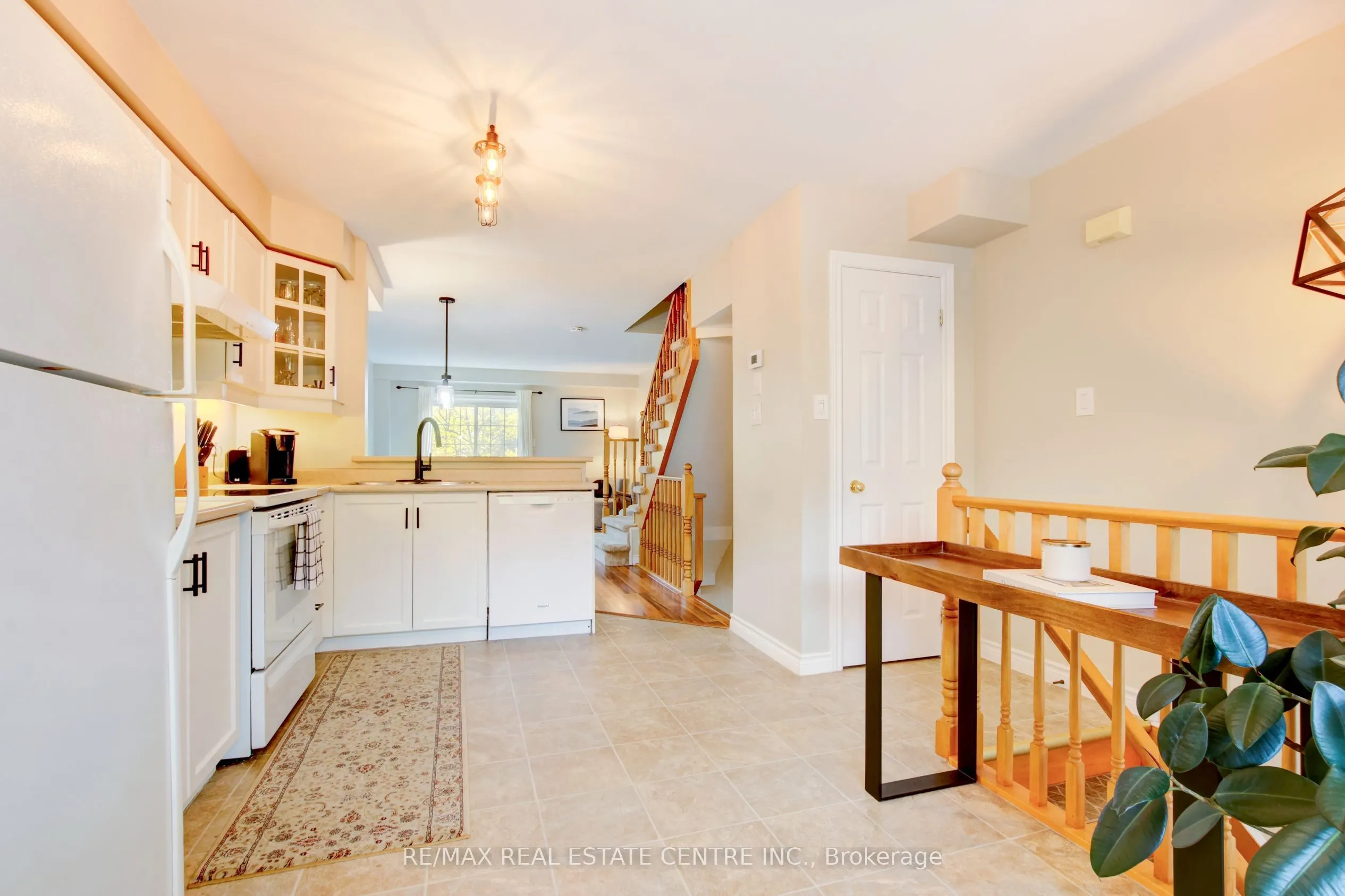 3480 Upper Middle Road, #82