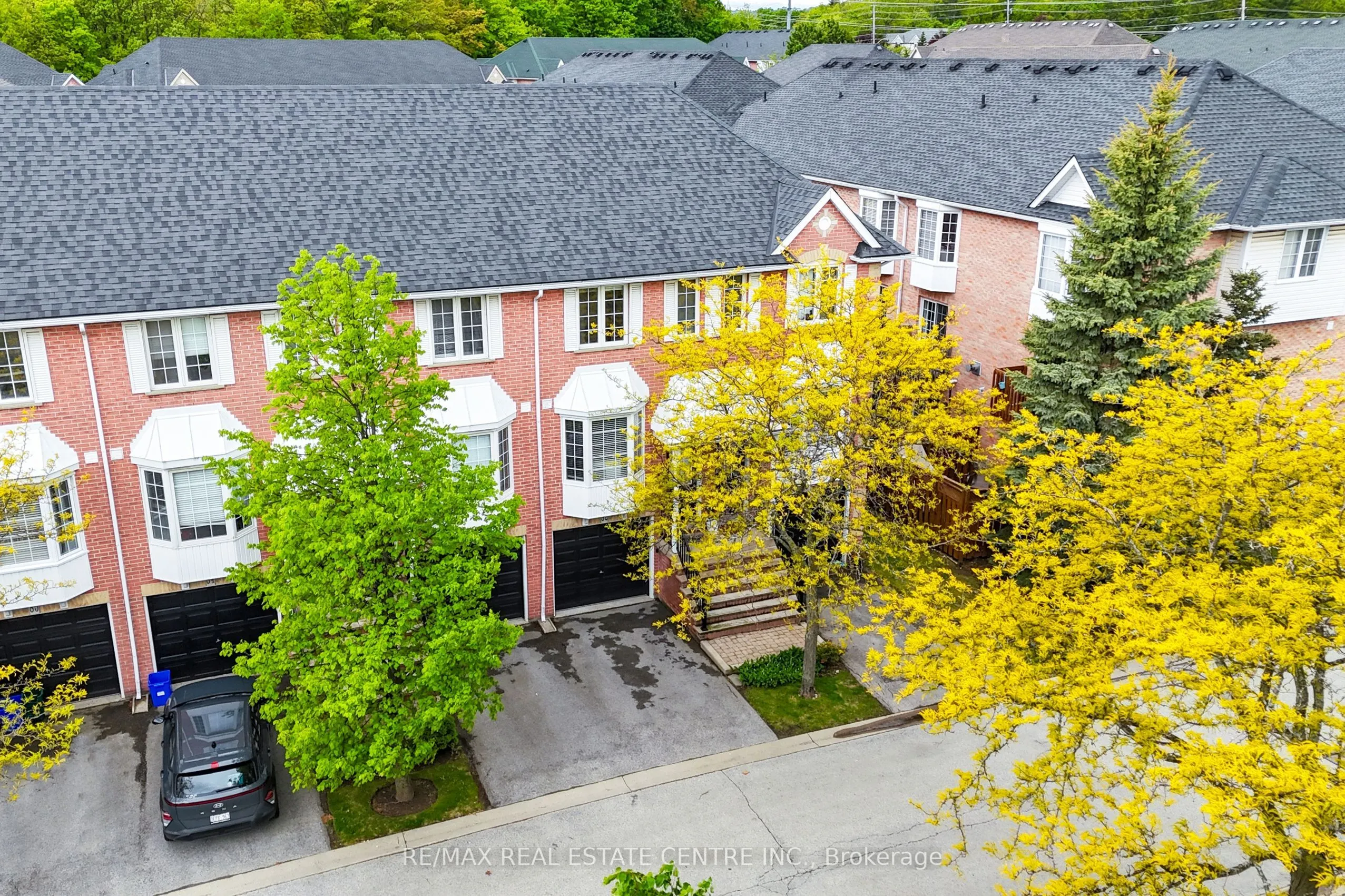 3480 Upper Middle Road, #82