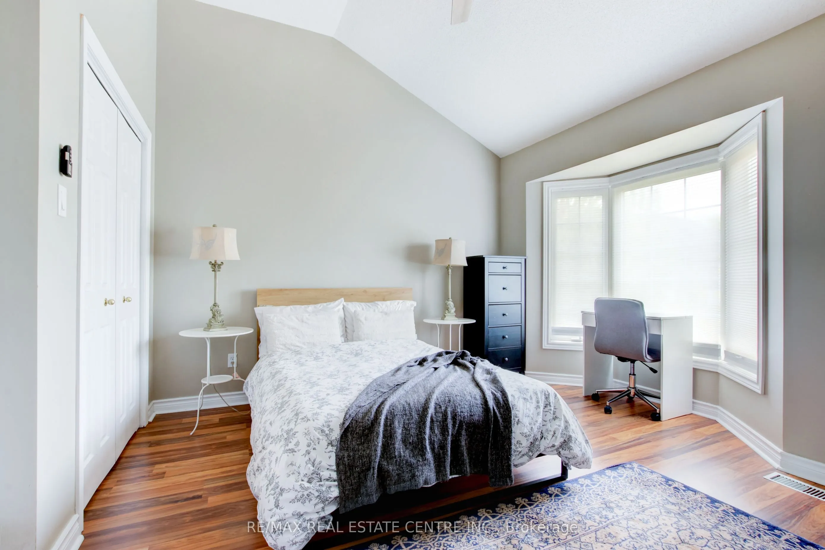 3480 Upper Middle Road, #82