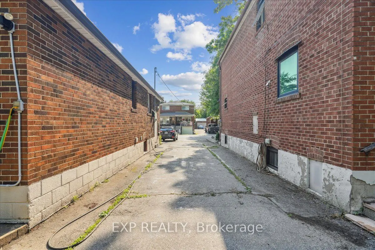 73 Yarrow Road