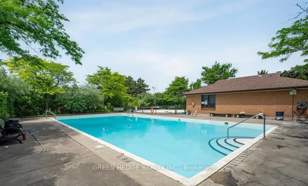220 Baronwood Court, #220