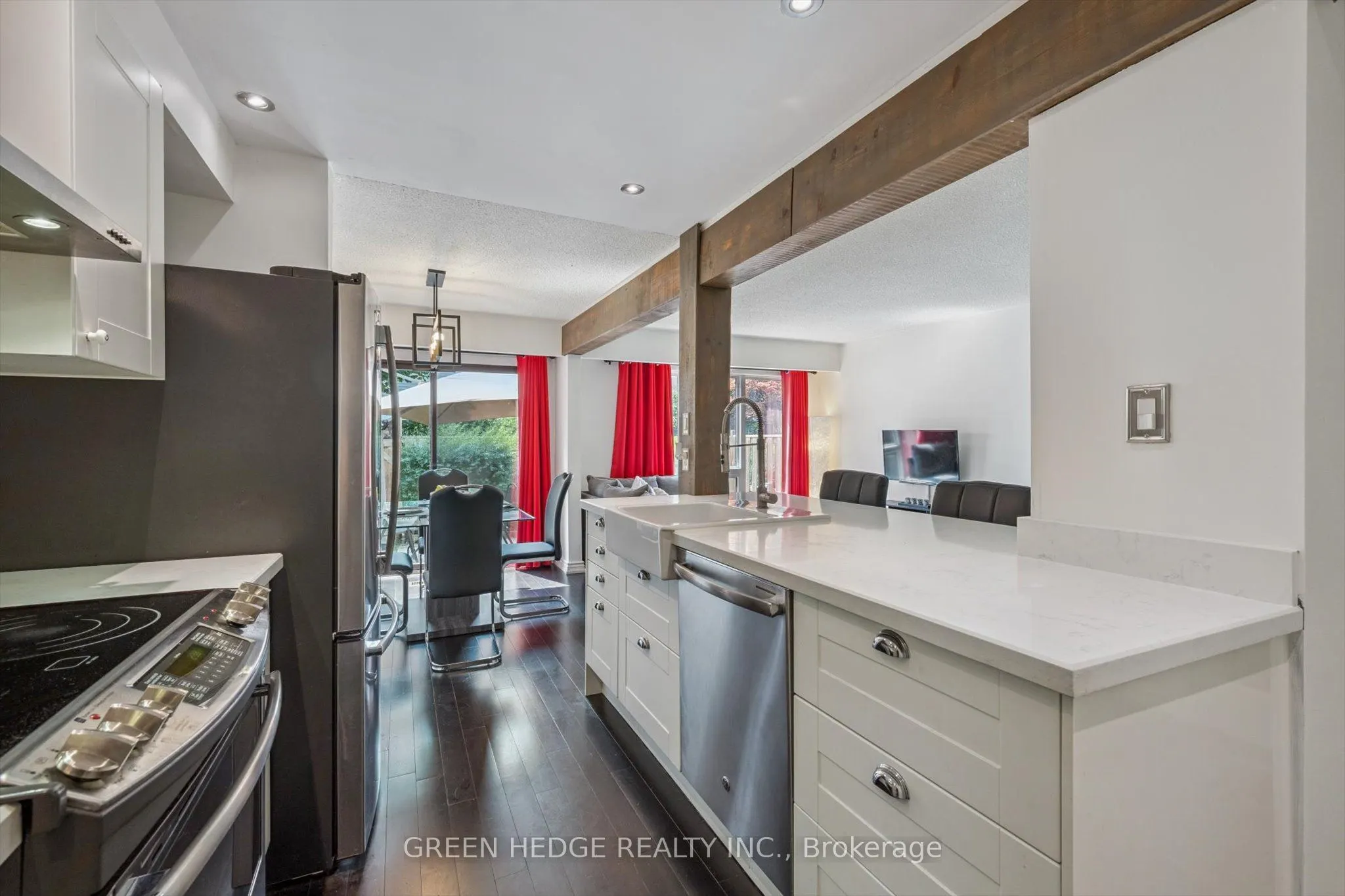 220 Baronwood Court, #220