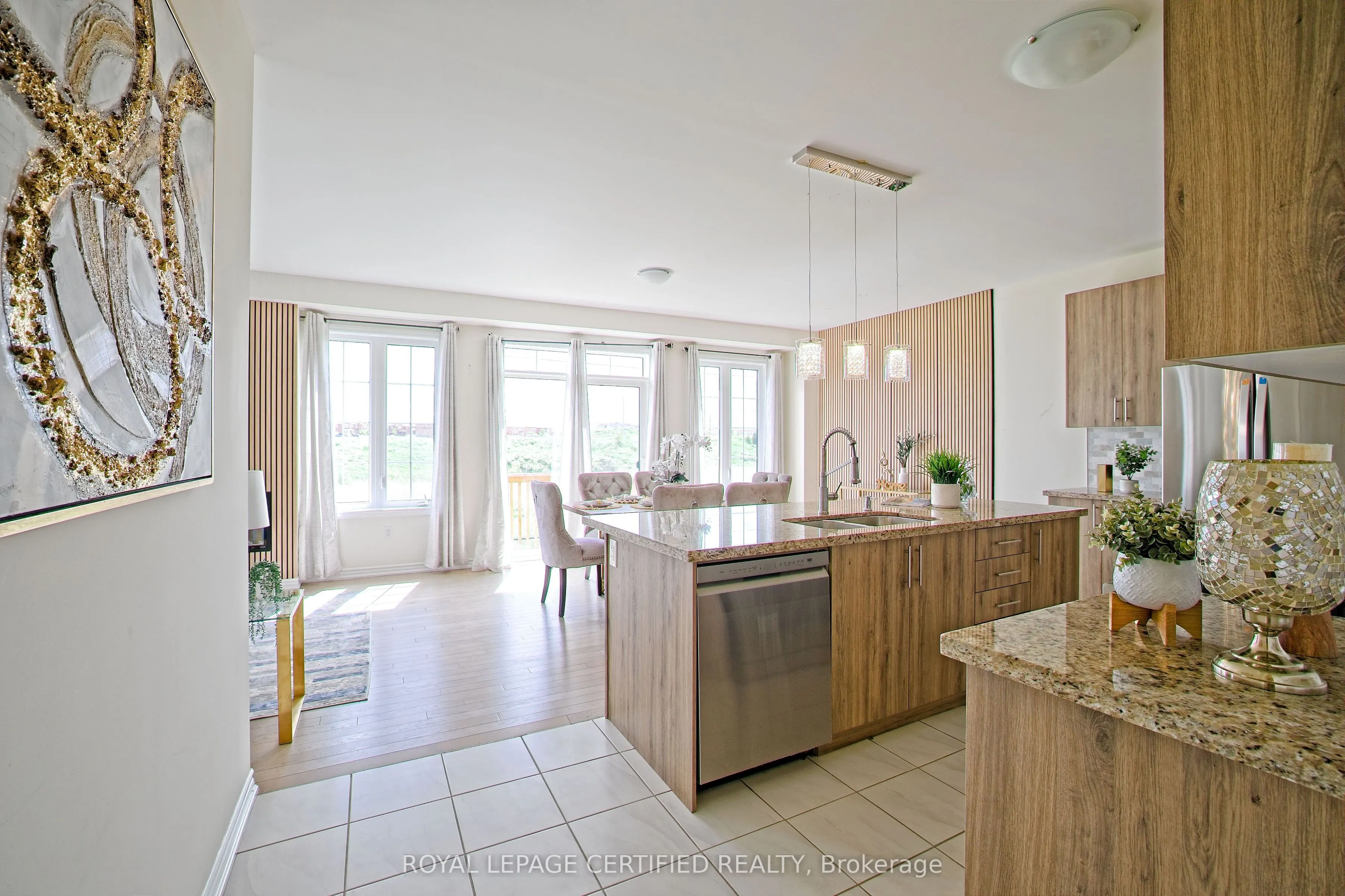 14 Bavenden Crescent