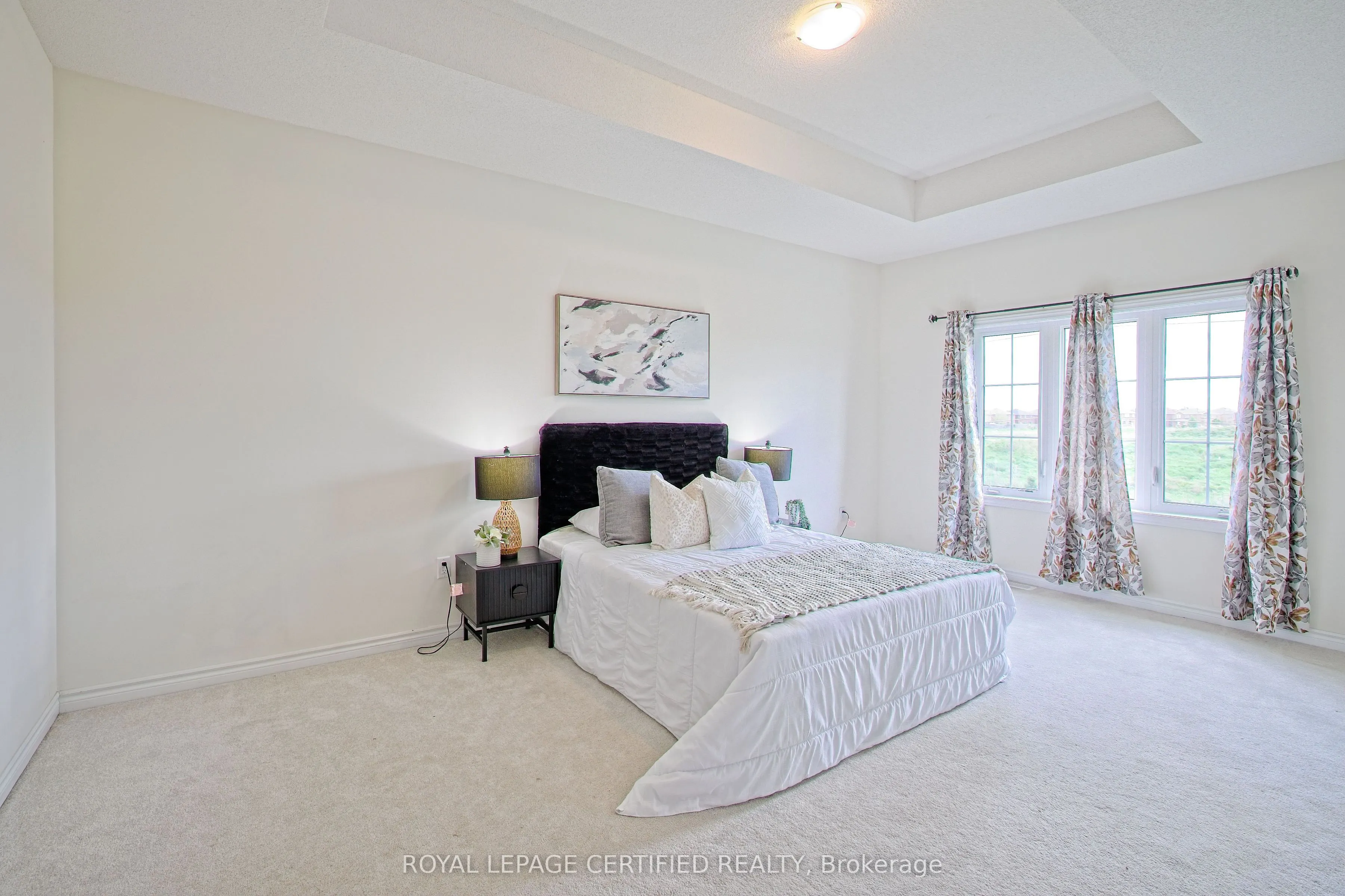 14 Bavenden Crescent