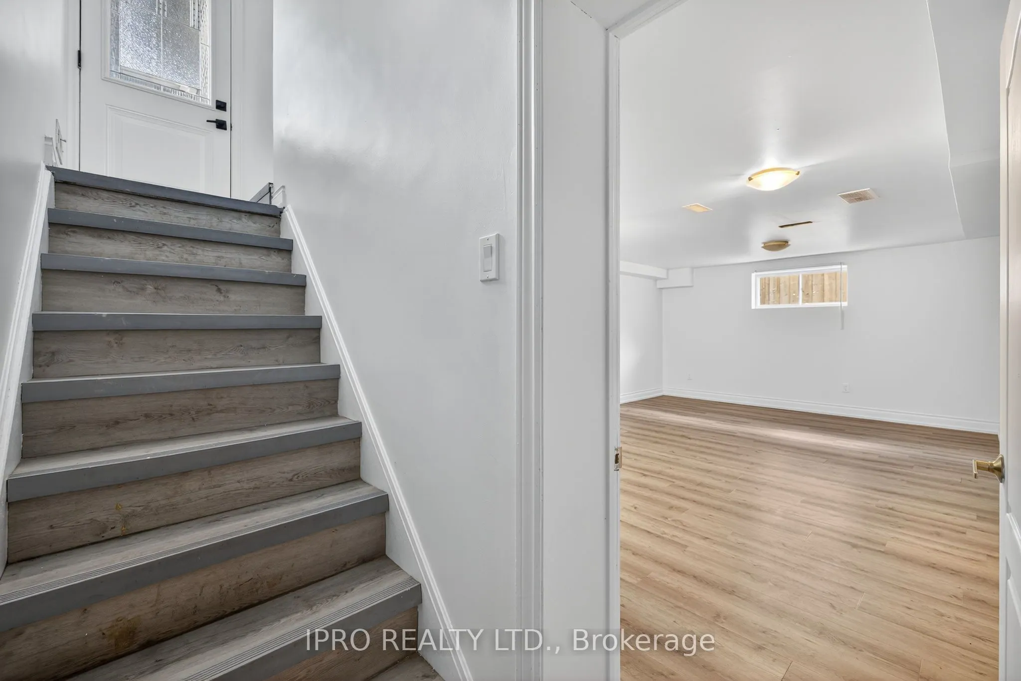 34 Knox Avenue