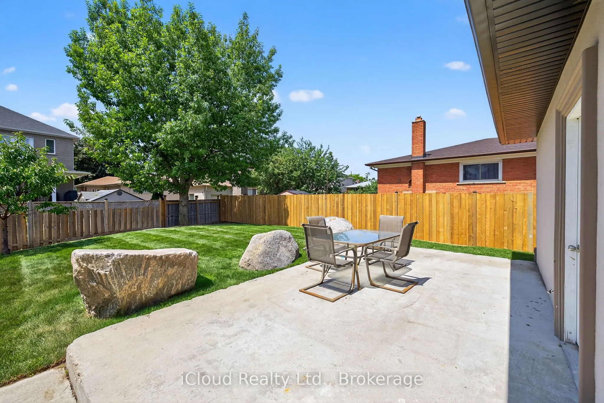 34 Knox Avenue