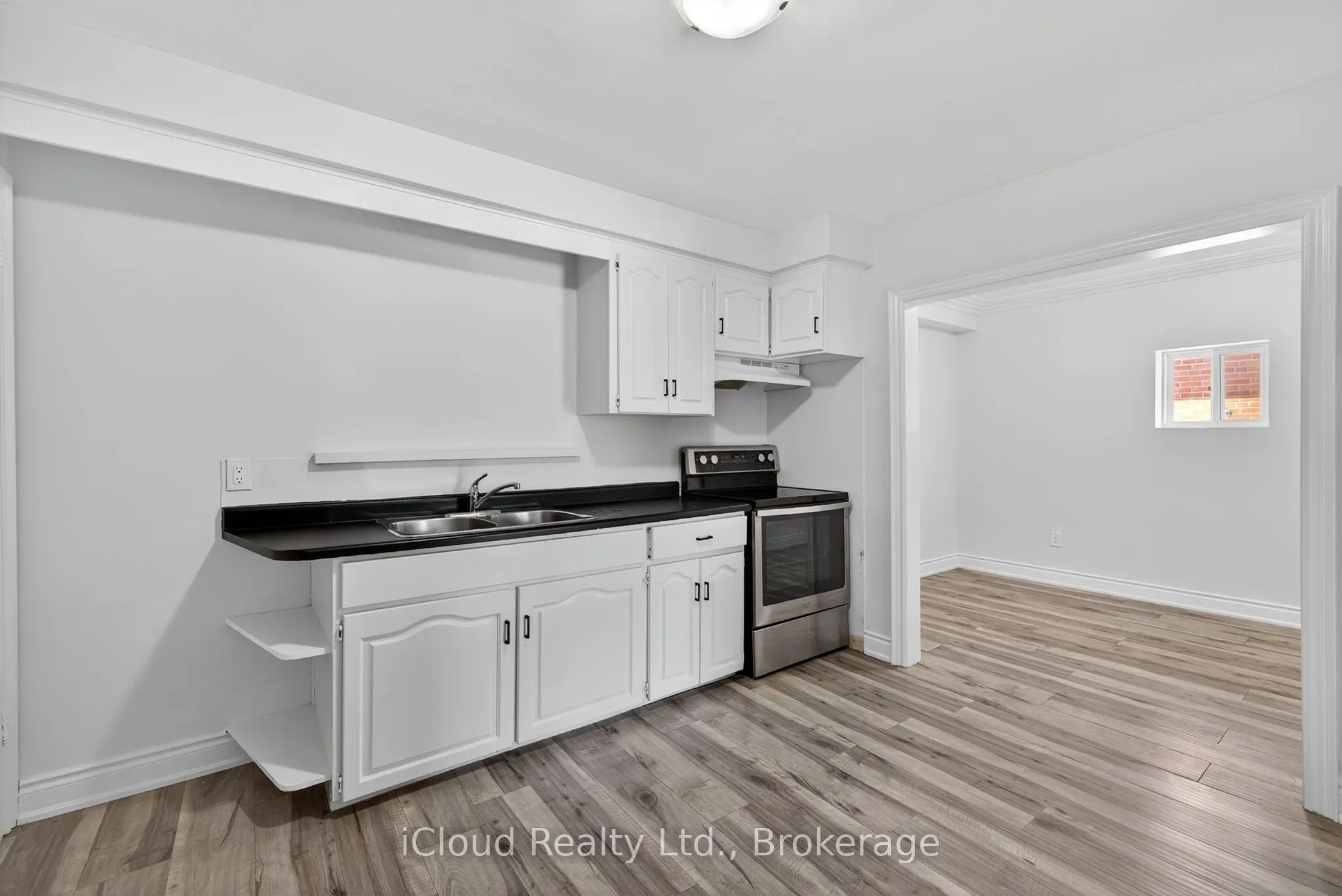 34 Knox Avenue