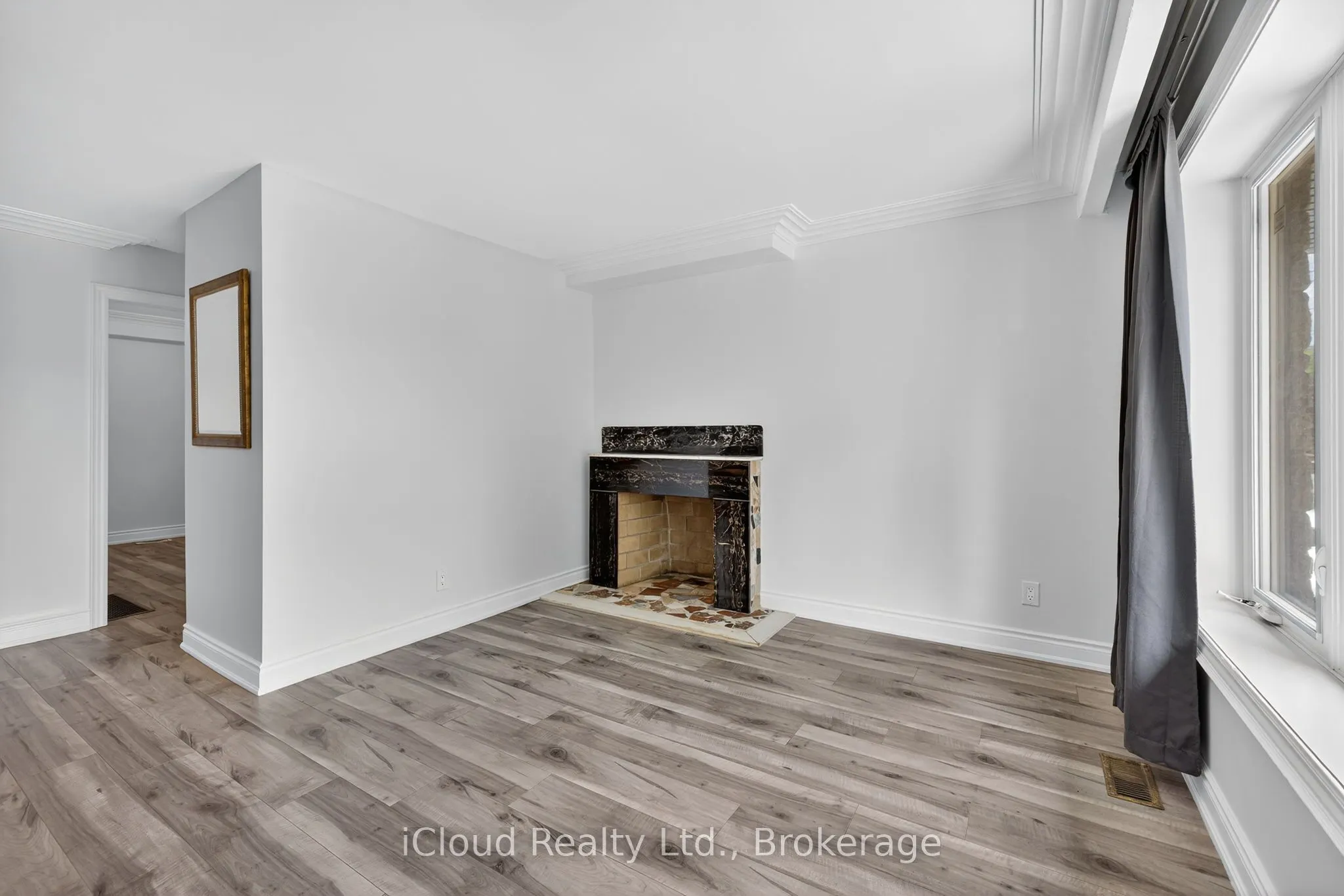 34 Knox Avenue