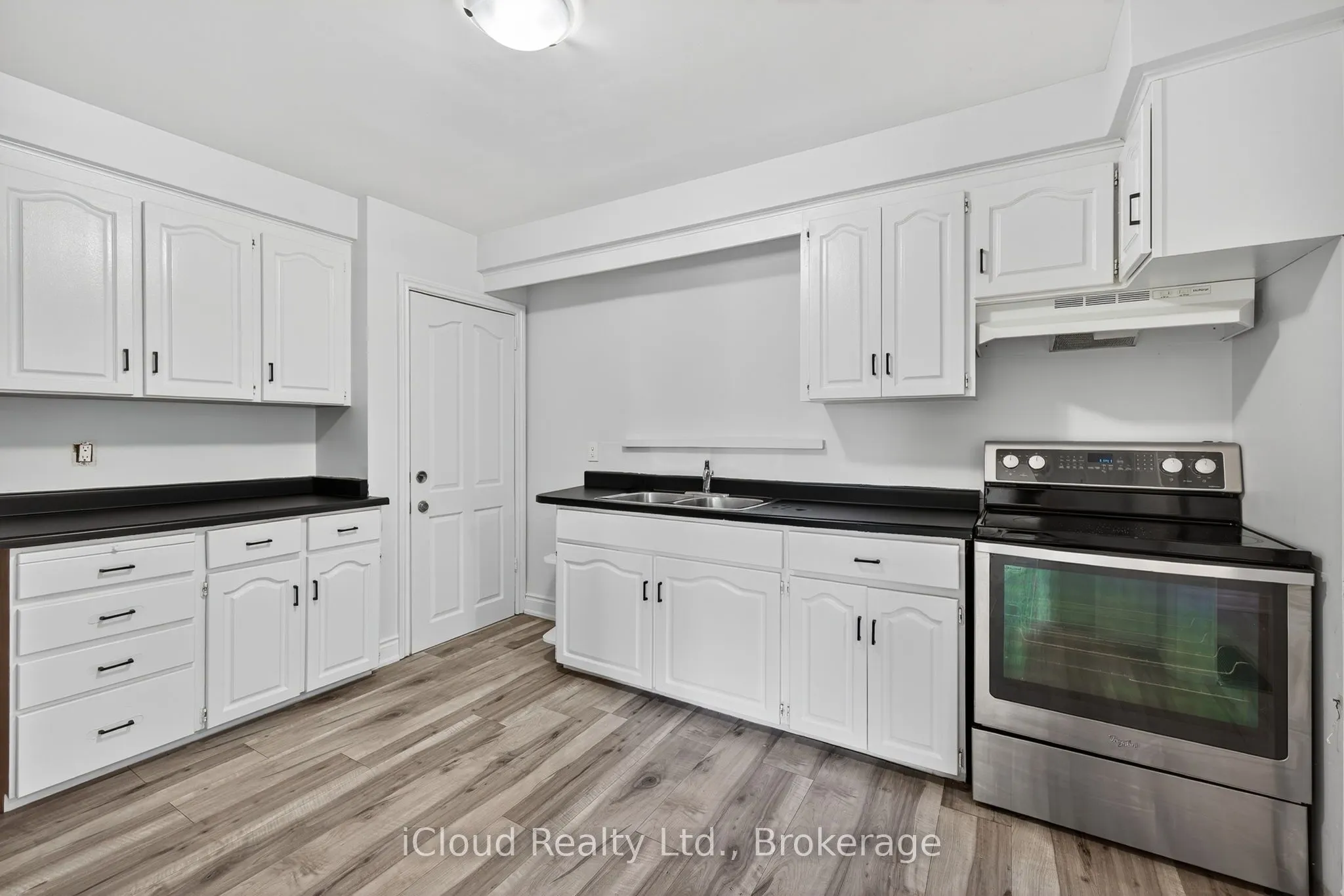 34 Knox Avenue