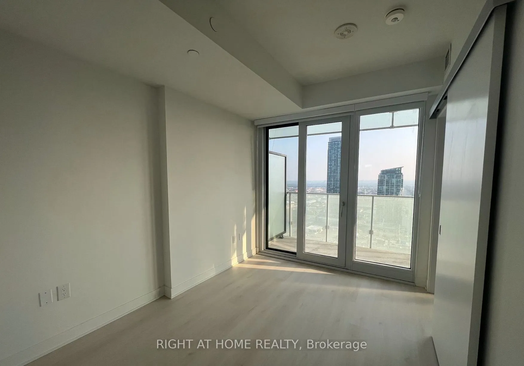 3900 Confederation Parkway, #2507