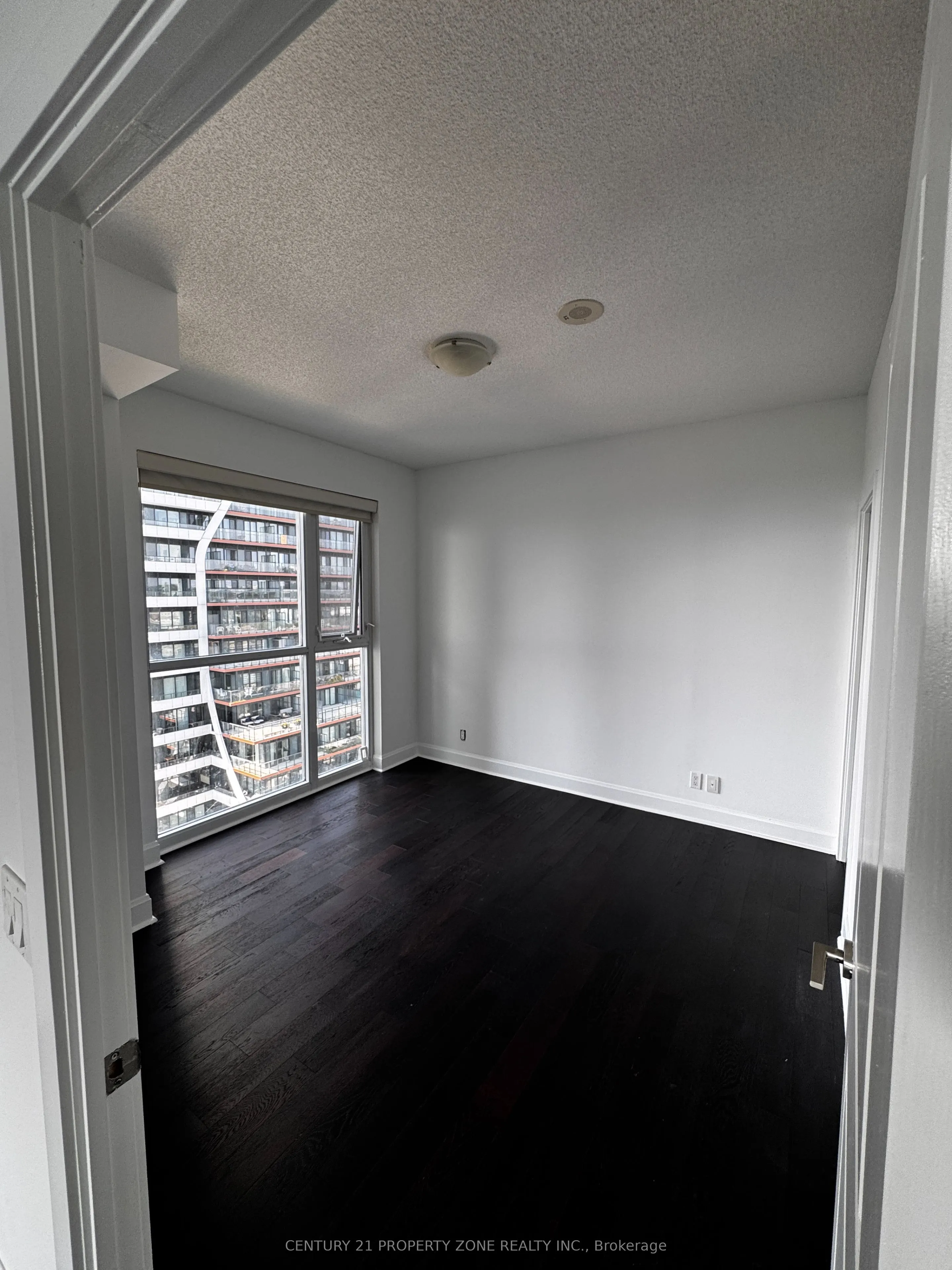 33 Shore Breeze Drive, #1310